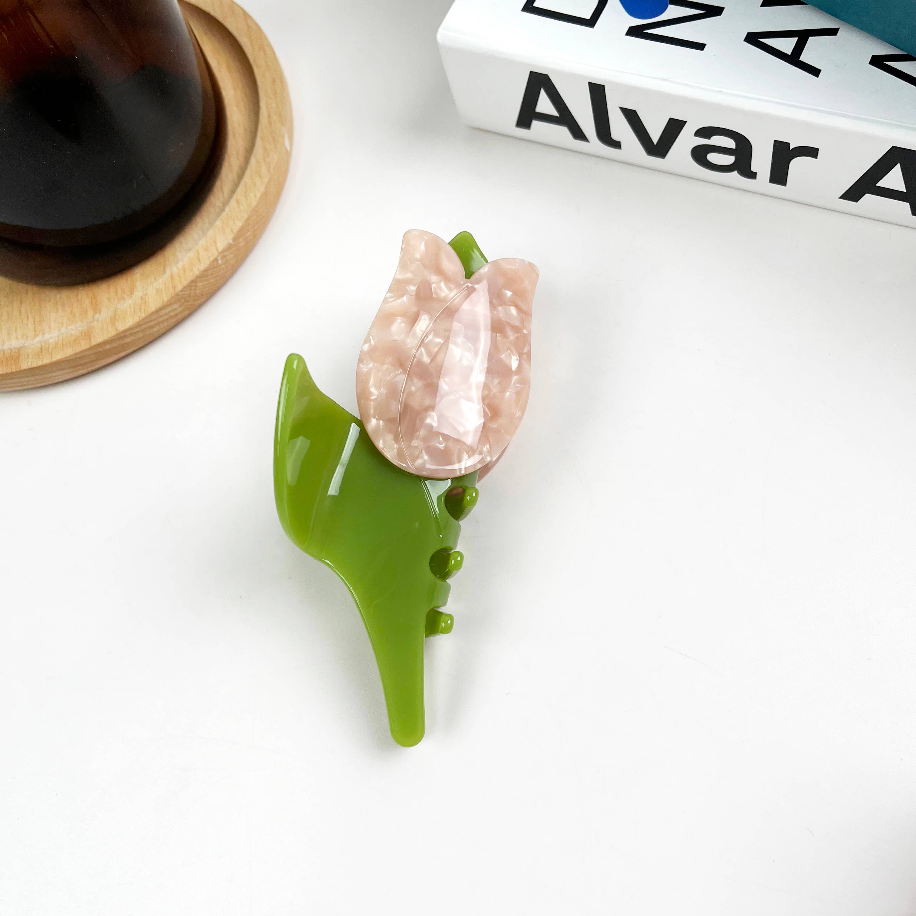 Acetate tulip hair claw | 2 Colours Available