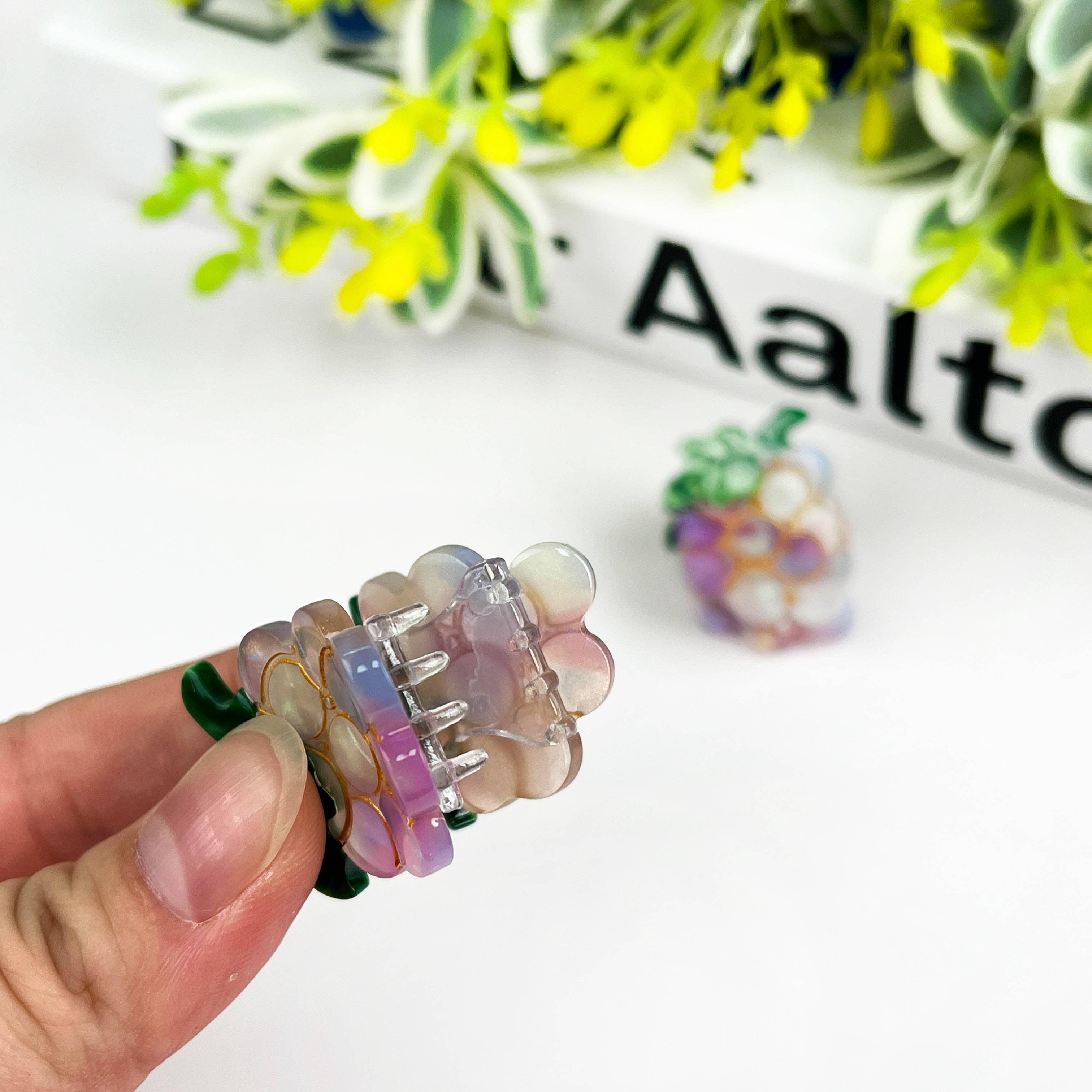 Grape Mini Hair Claw