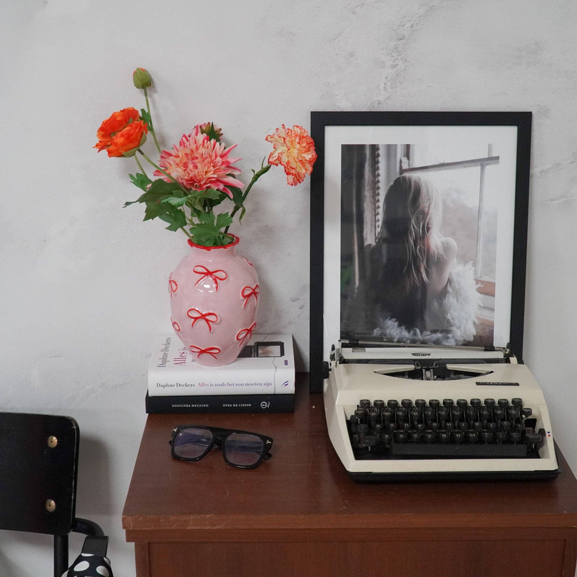 Flower Vase with Ribbons | Large