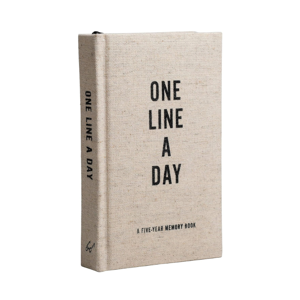 One Line A Day: A Five Year Memory Book