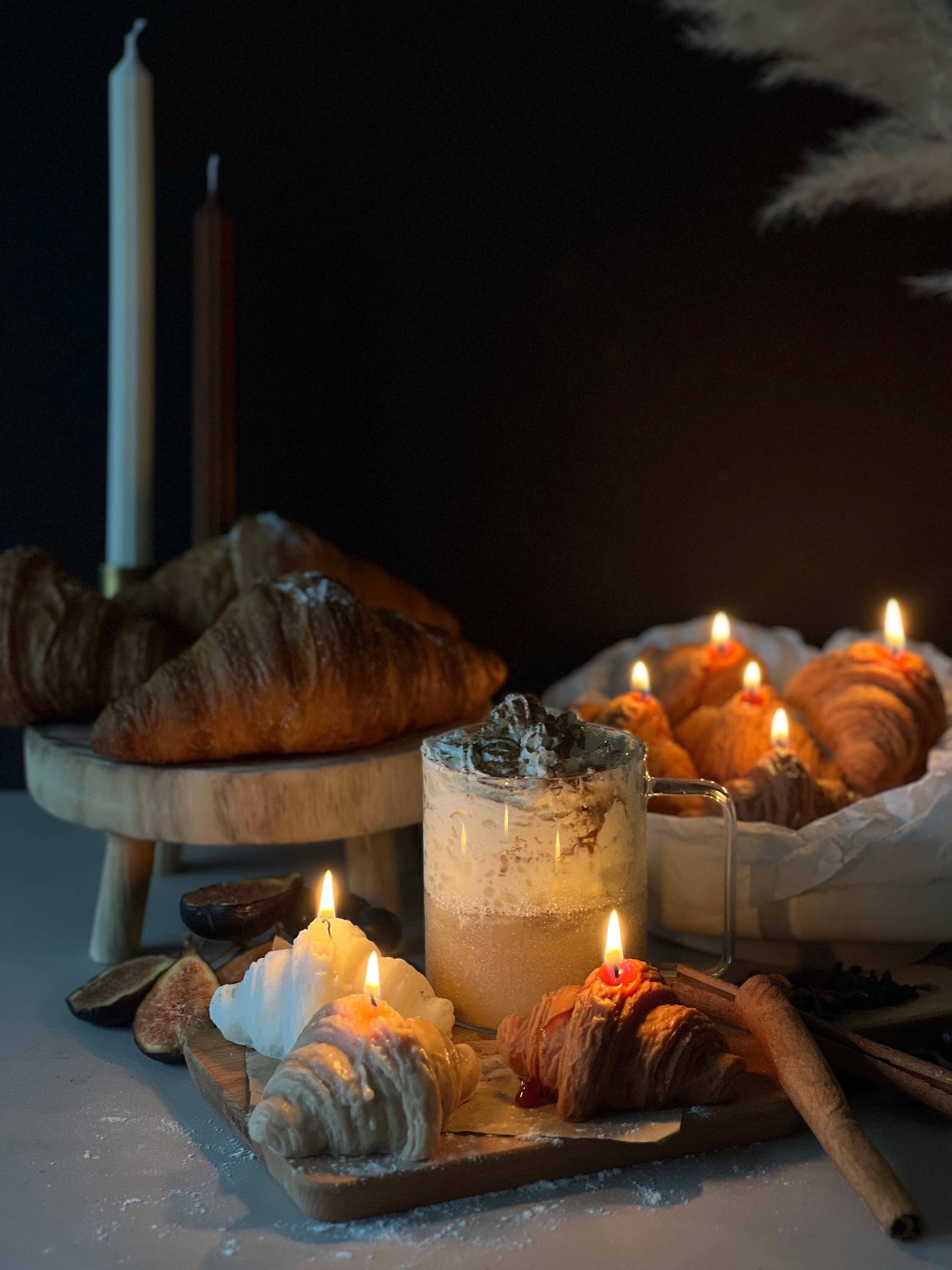 Scented Soy Wax Croissant Candle | Cinnamon Vanilla