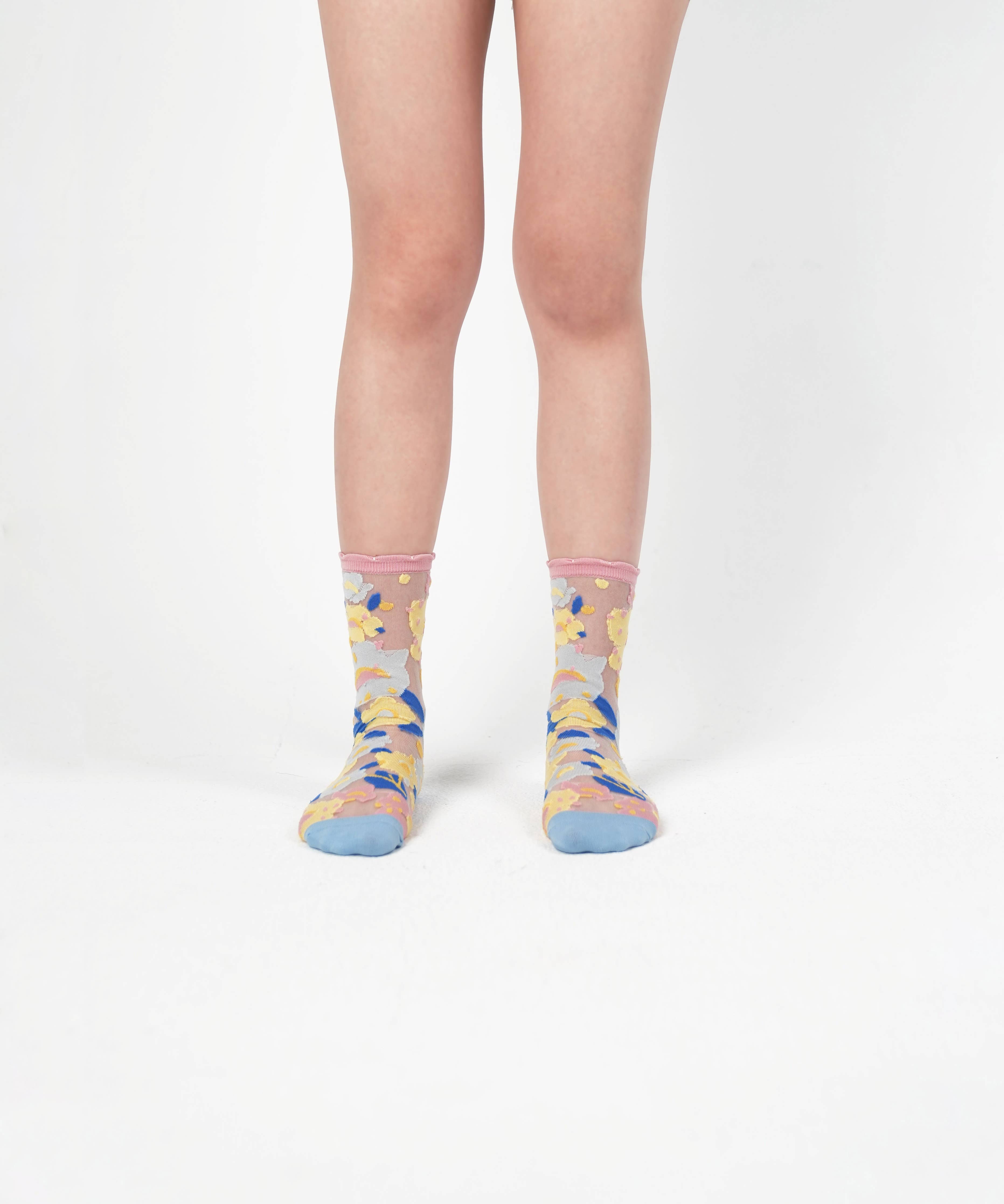Flower Garden Sheer Socks | Spring Pink