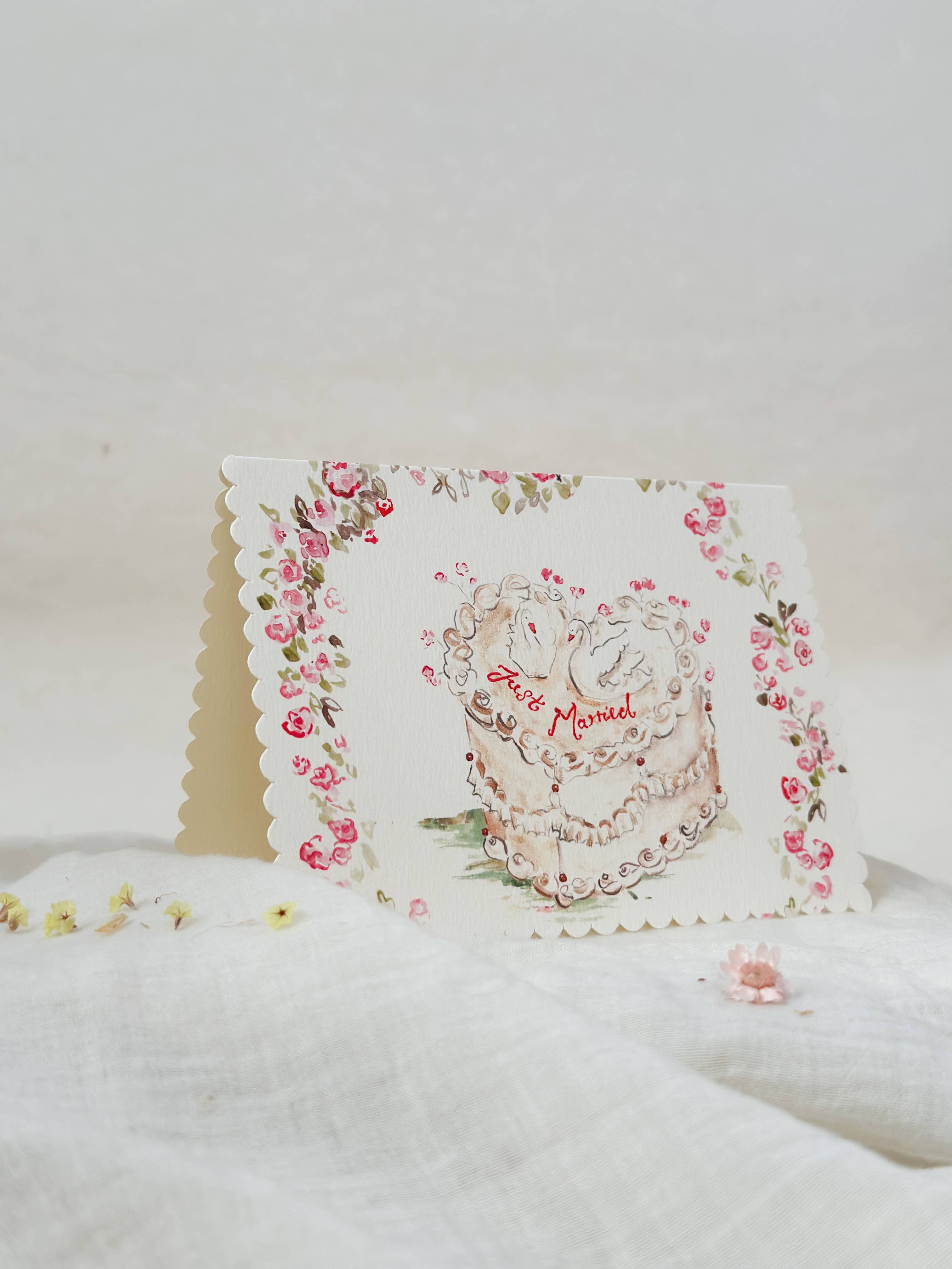 Just Married Swans Scalloped Edge Card