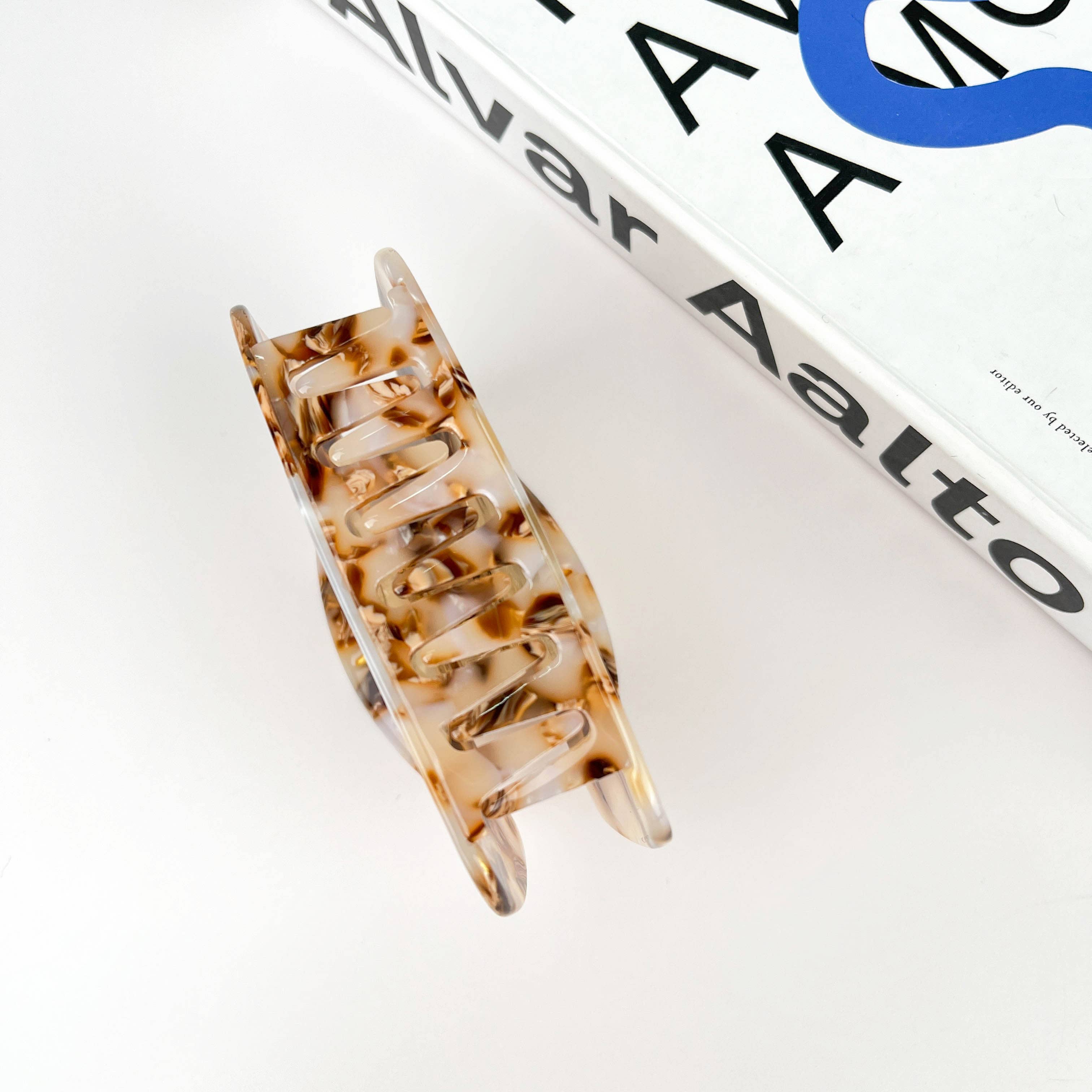 Sun Acetate Hair Claw