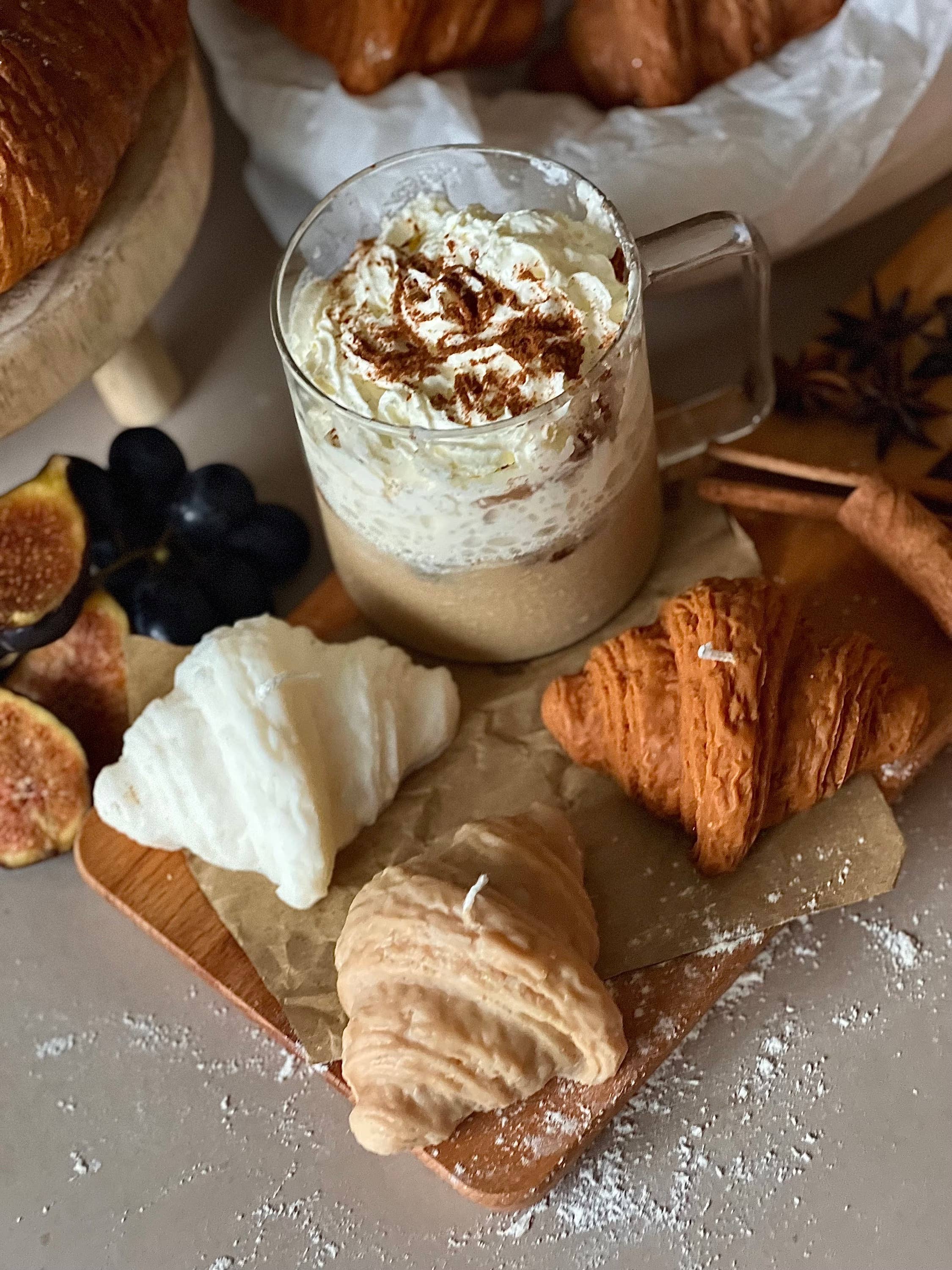 Scented Soy Wax Croissant Candle | Cinnamon Vanilla
