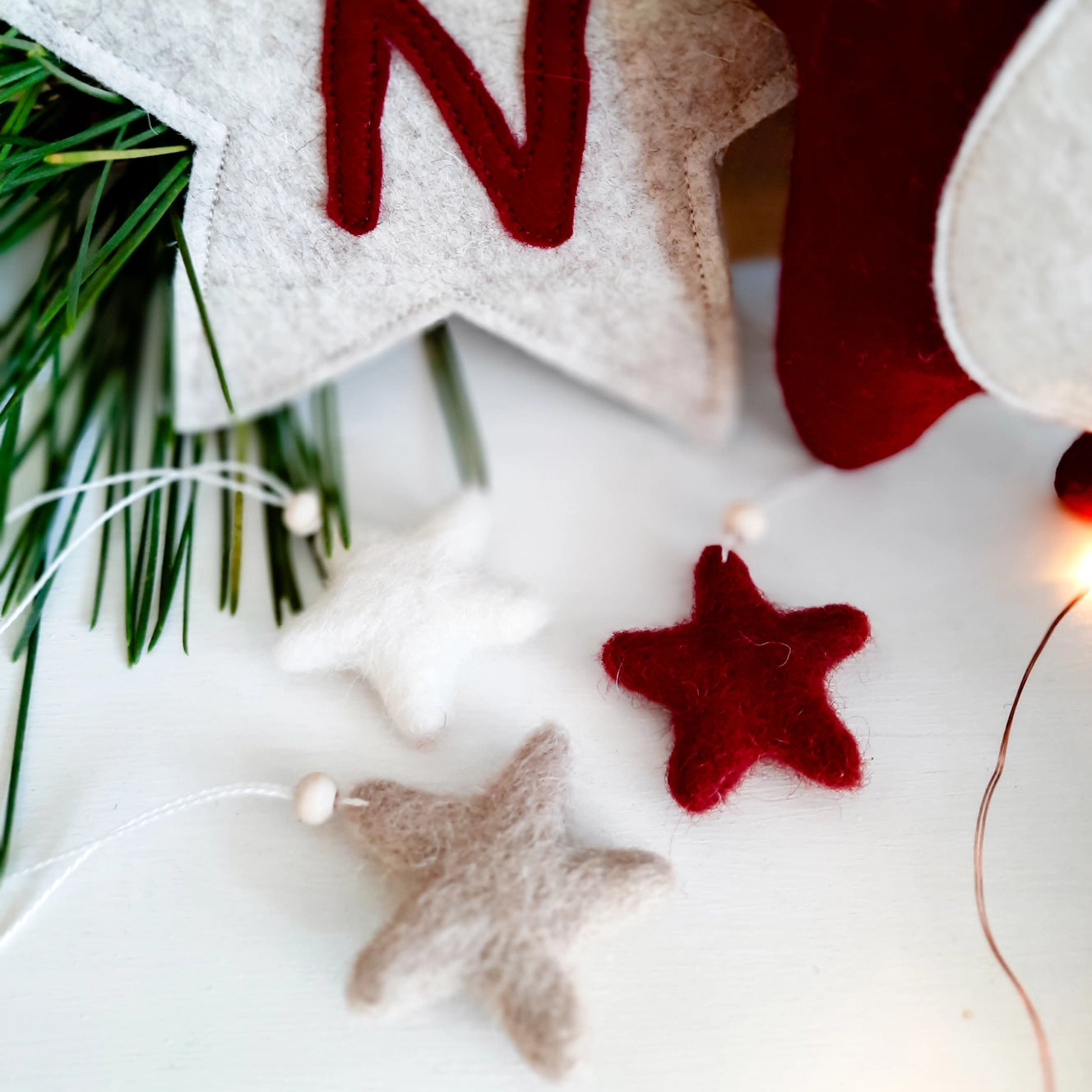 Mini Star Decoration | Burgundy