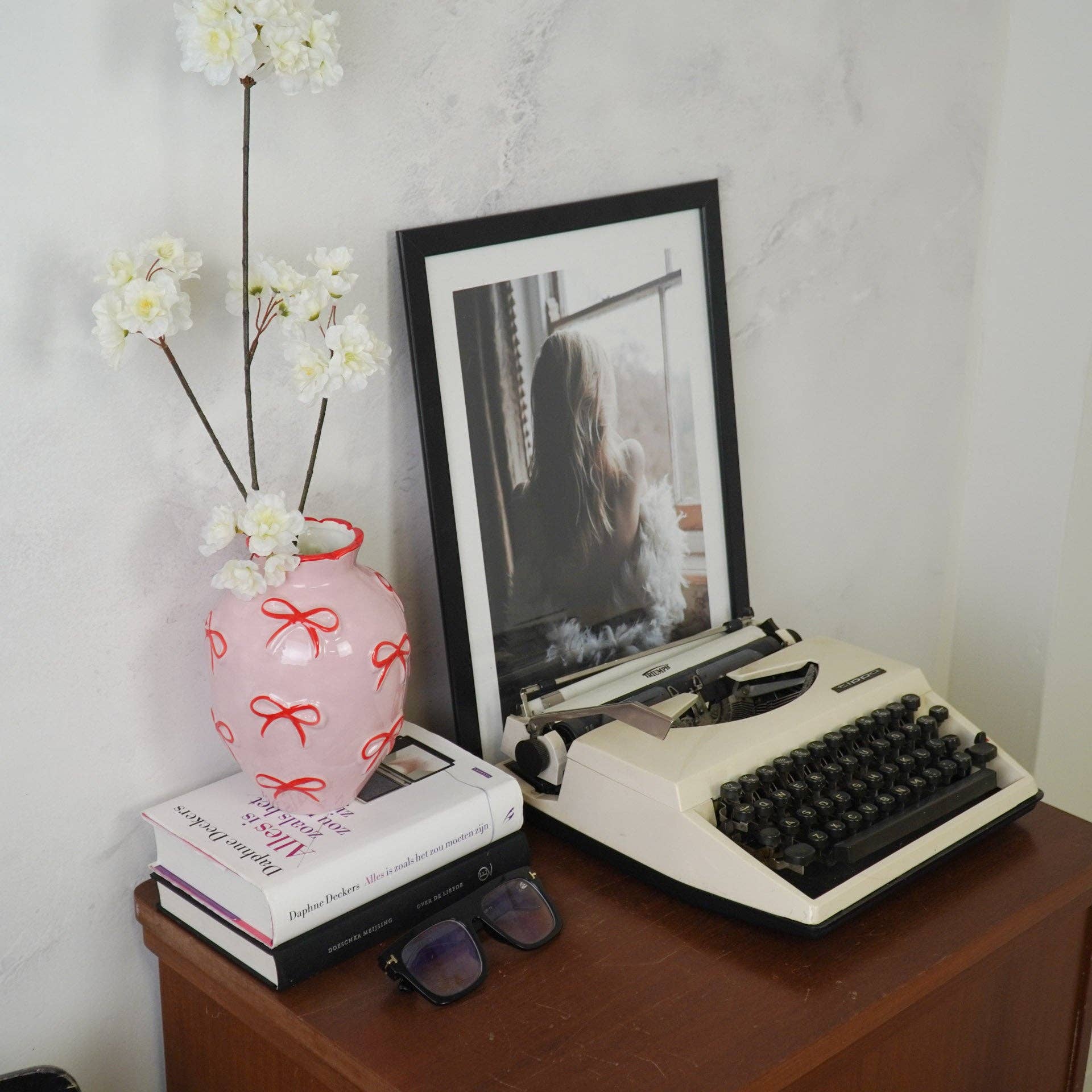 Flower Vase with Ribbons | Large