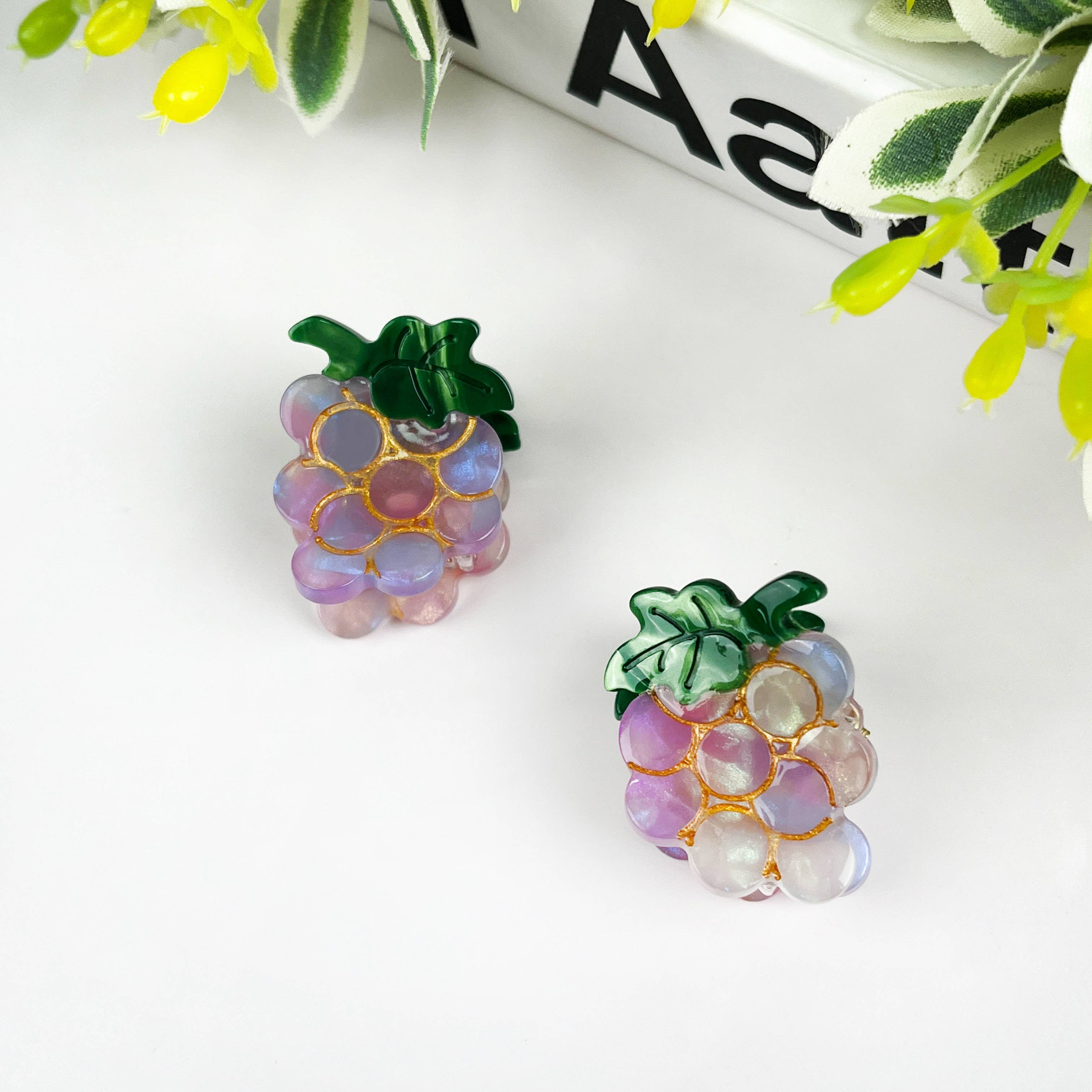 Grape Mini Hair Claw