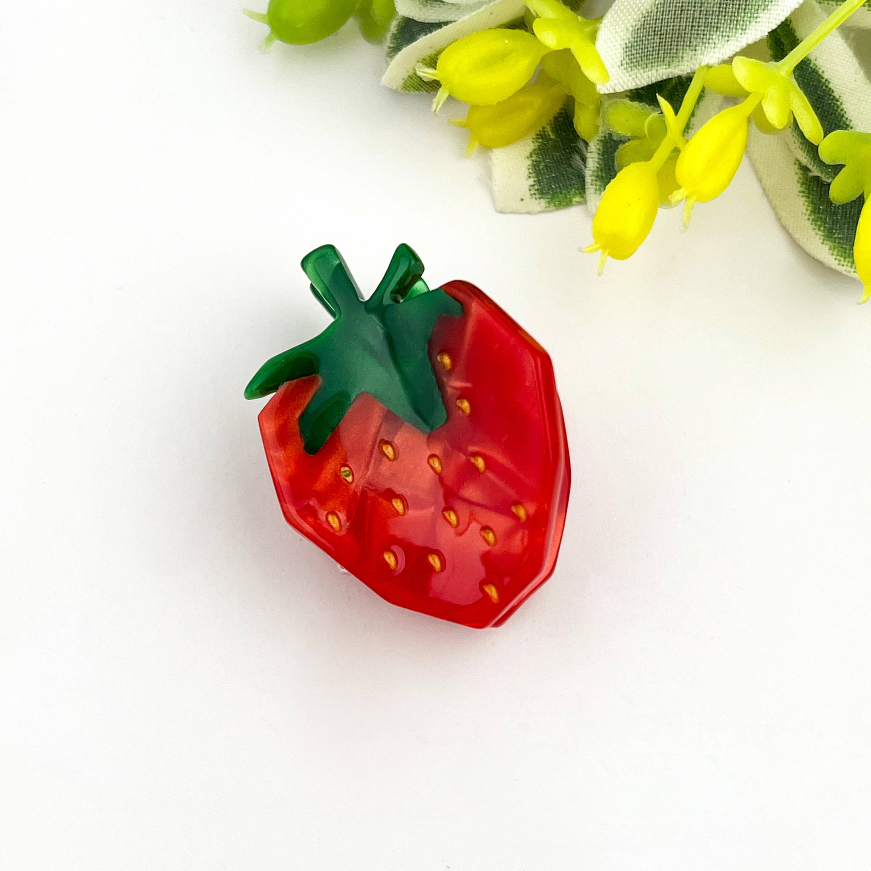 Mini Strawberry Claw