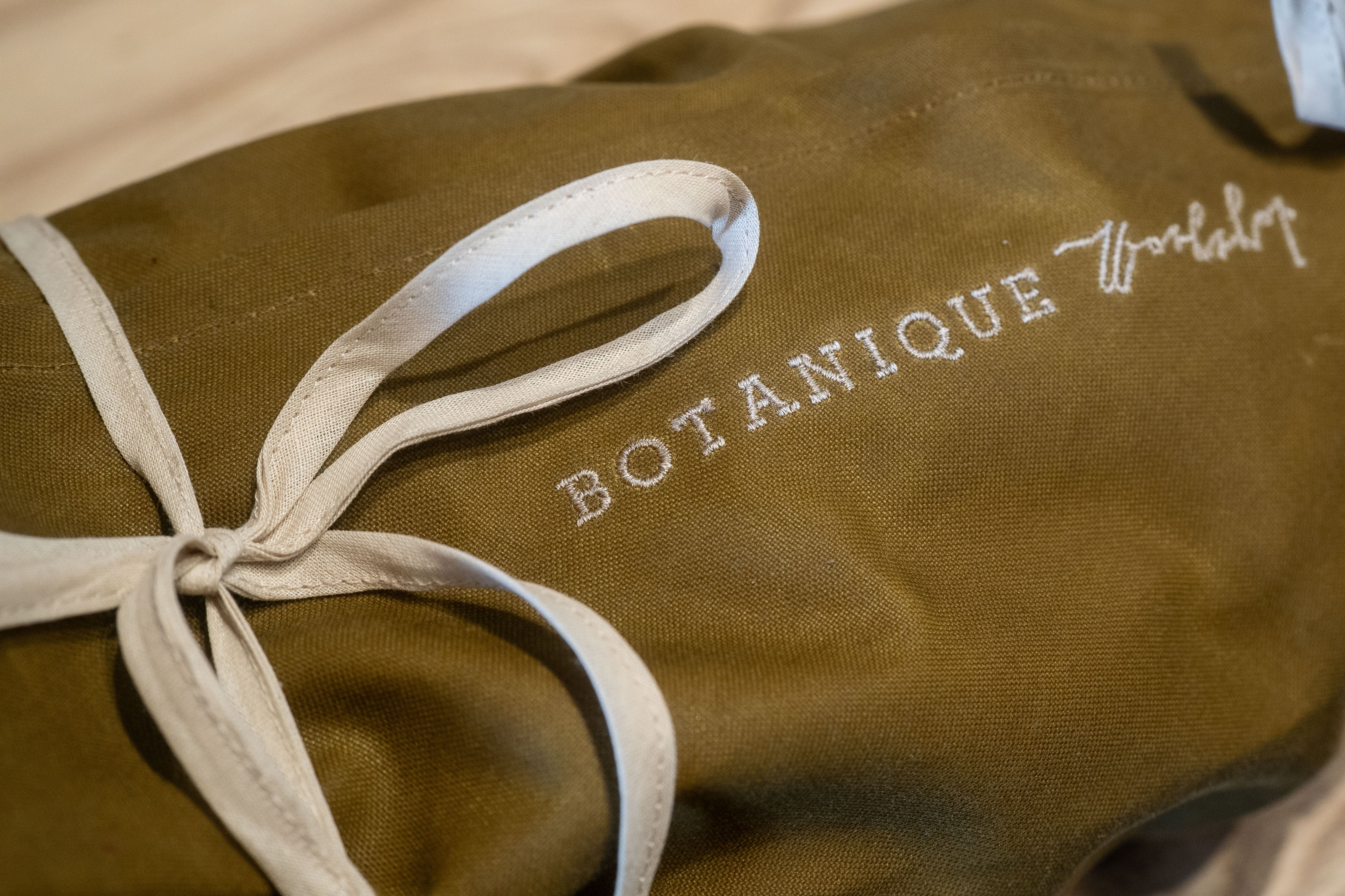Flower tote bag