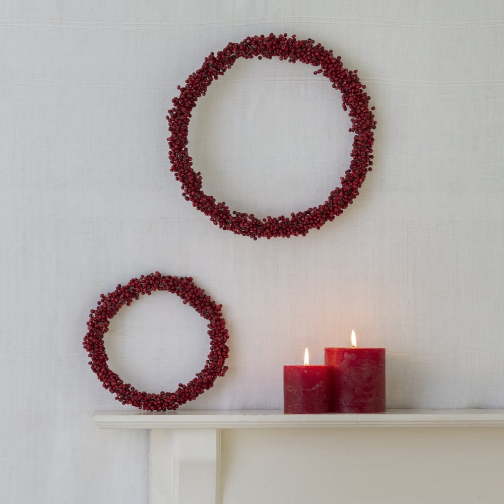 Red Berry Wooden Wreath | Large
