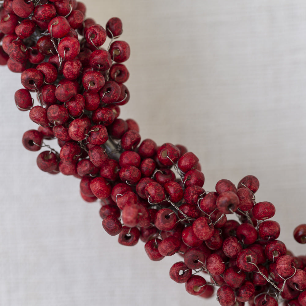 Red Berry Wooden Wreath | Large