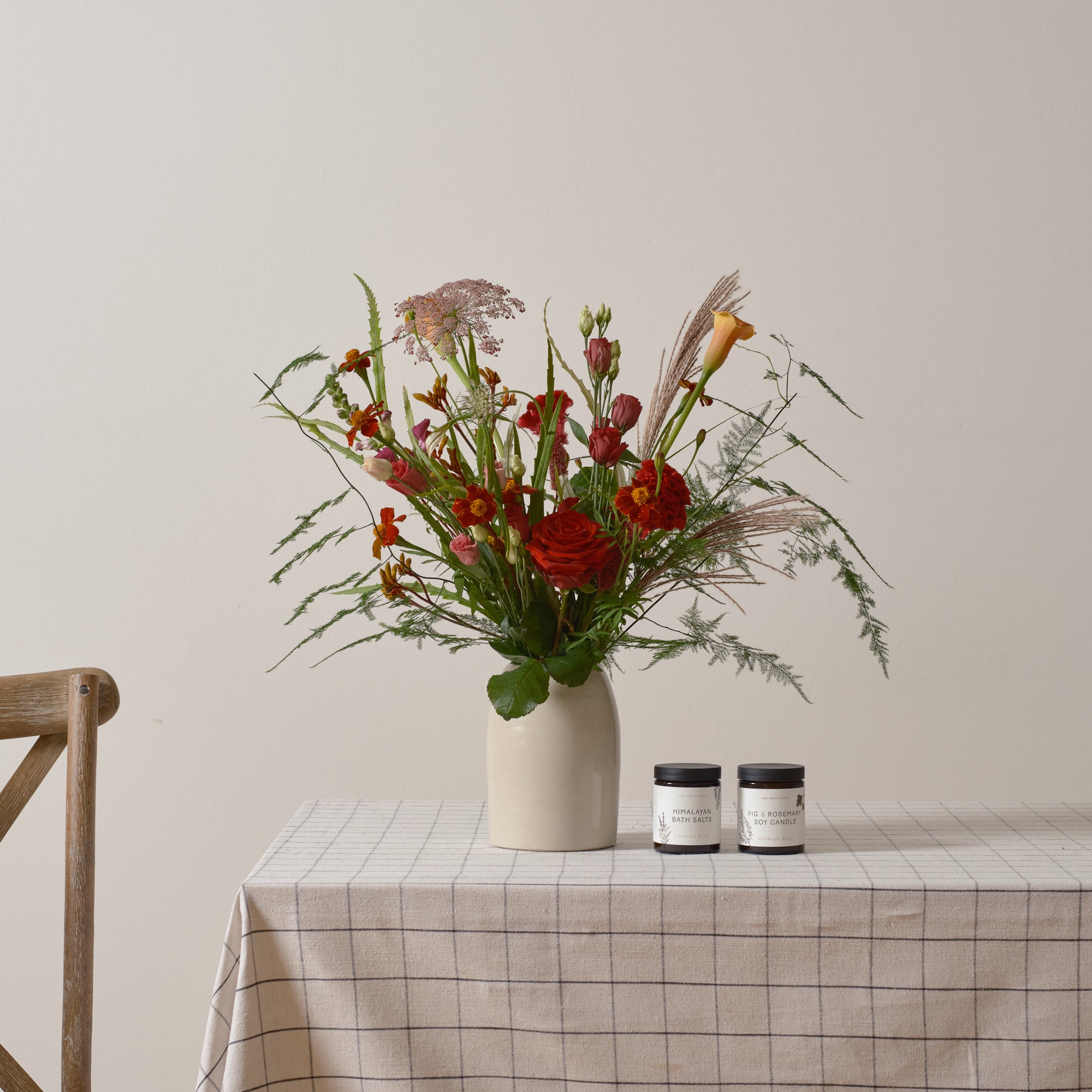 Florists Pick Reds and Rusts Bouquet