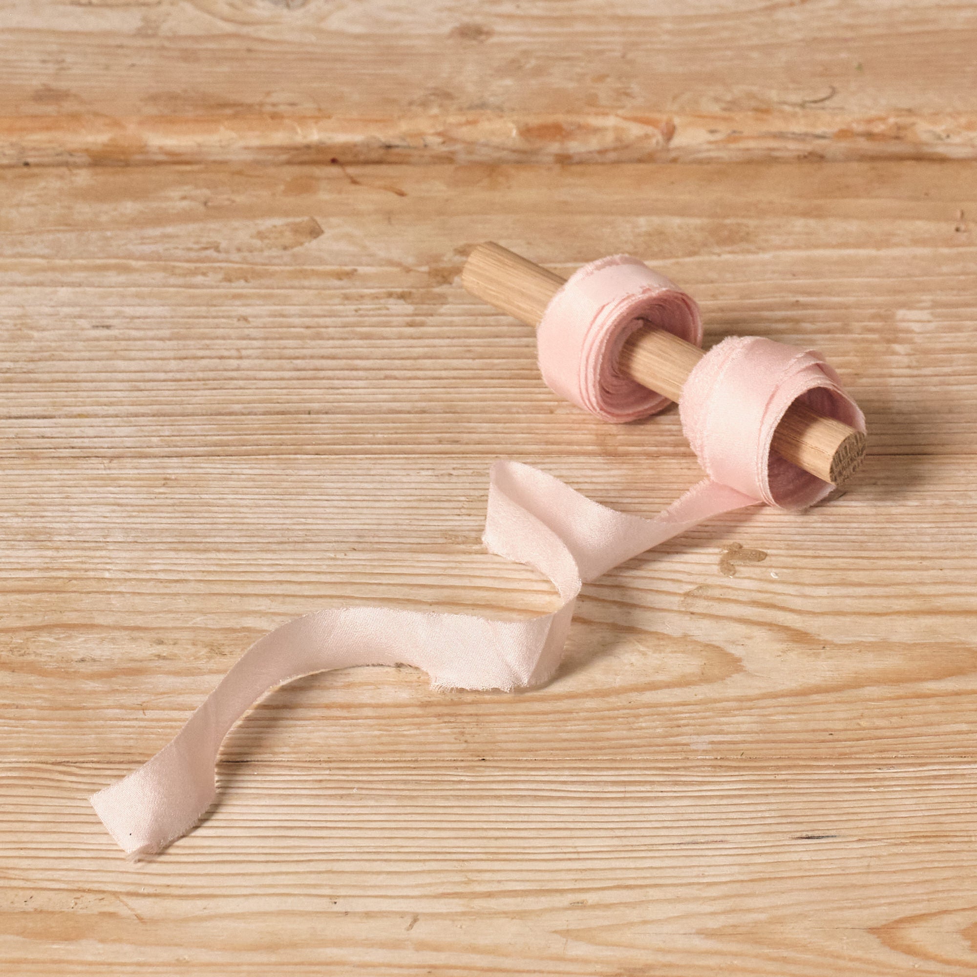 Dusty Nudes Buttonhole / Corsage