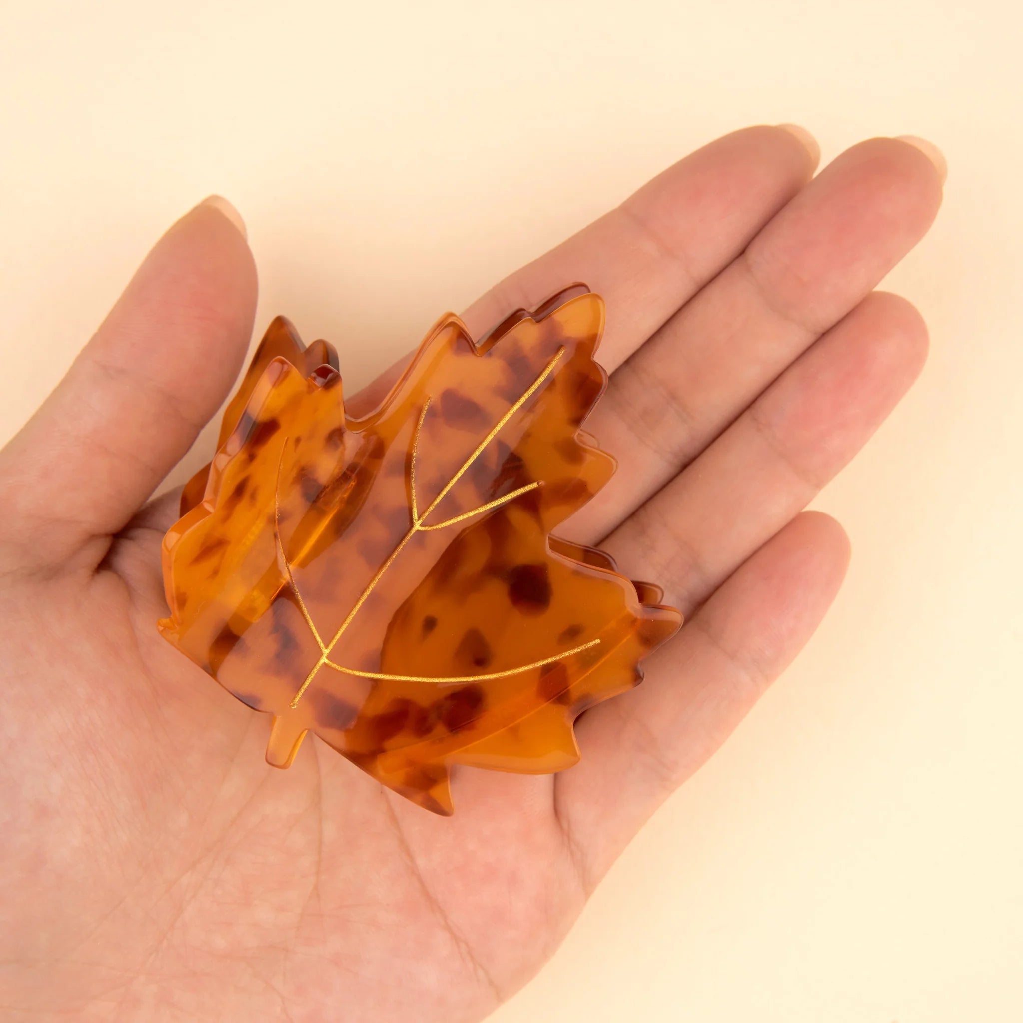 Maple Leaf Hair Claw