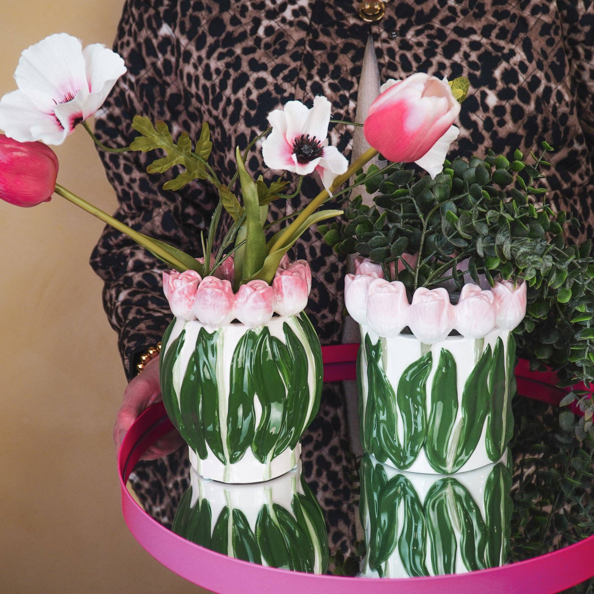 Tulips Vase | Light Pink & Green | Round
