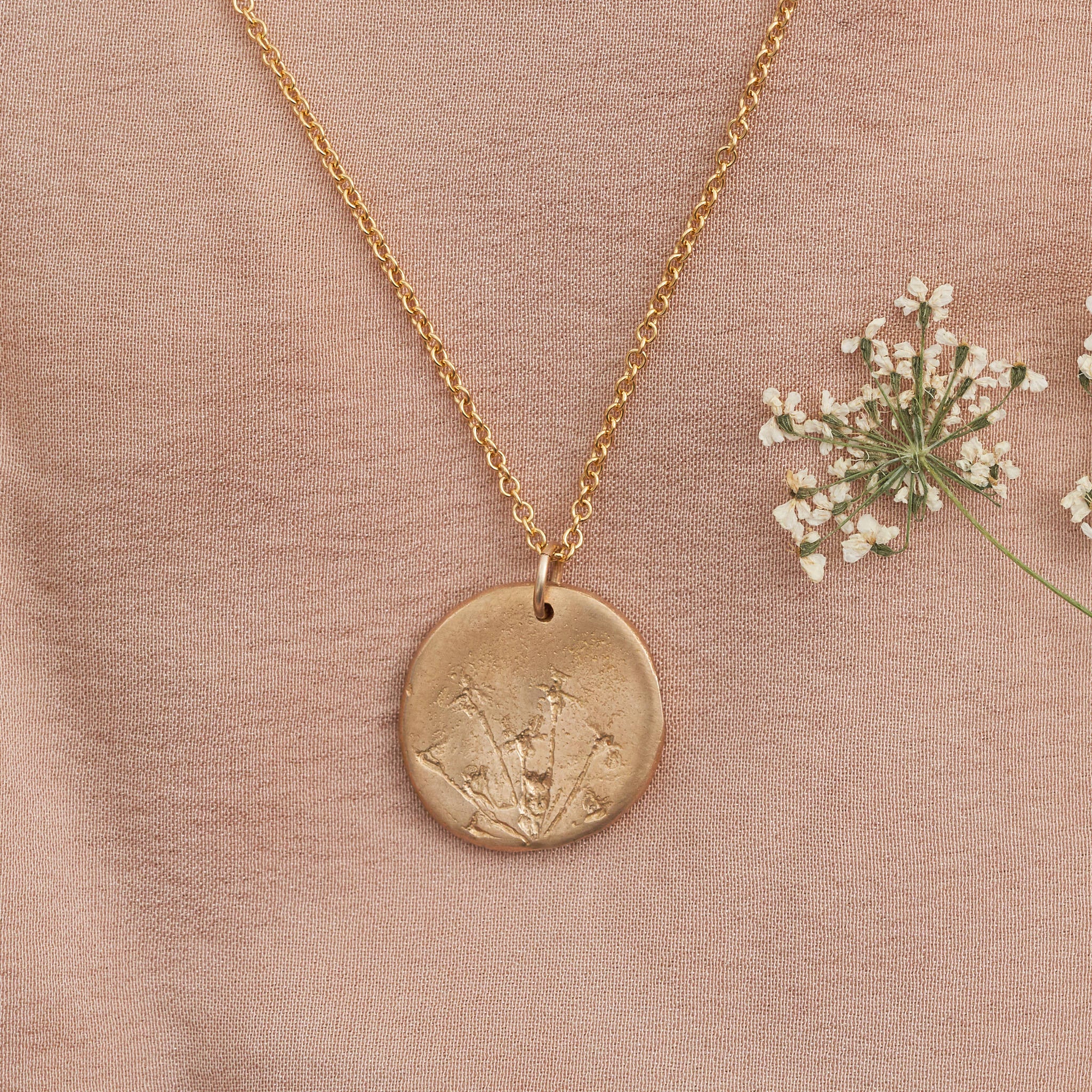 Hand Cast Pressed Flower Necklace | Ammi