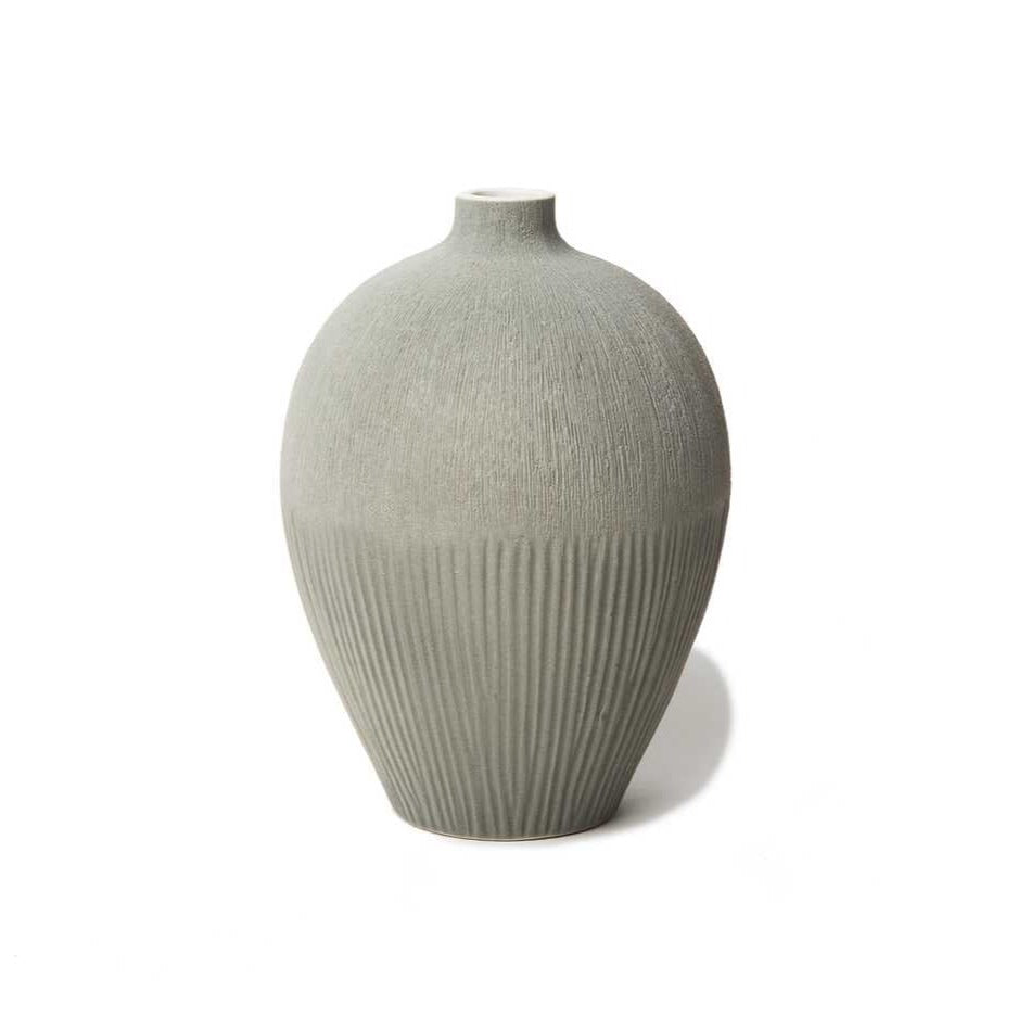 Lindform Ebba Vase | Medium | 5 Finishes Available