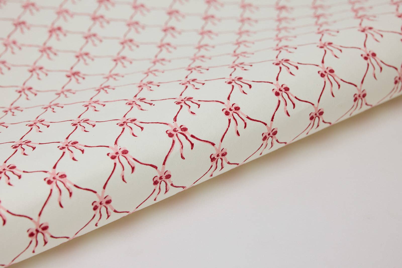 Block Printed Wrapping Paper Sheets - Bows Christmas Pudding