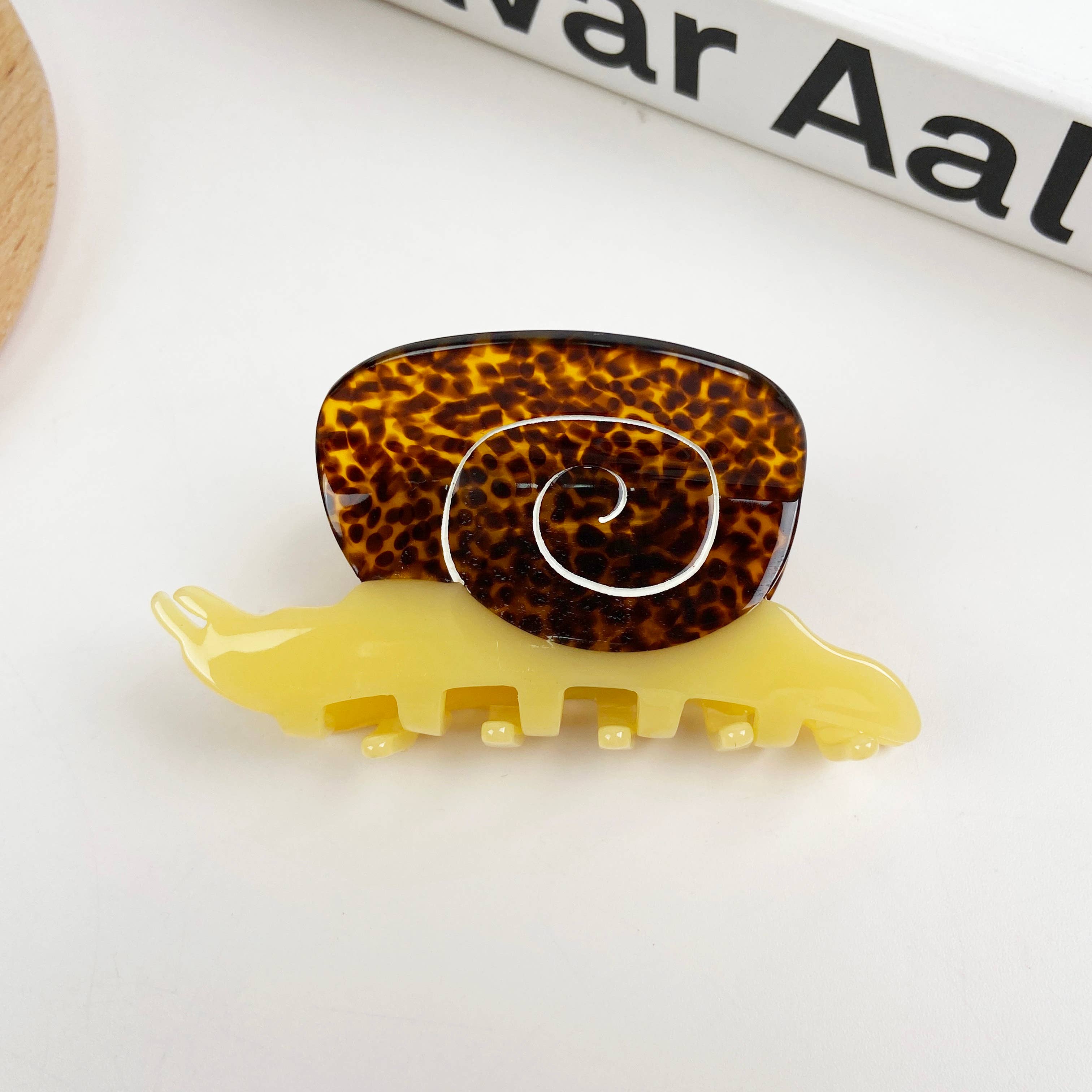 Snail Acetate Claw