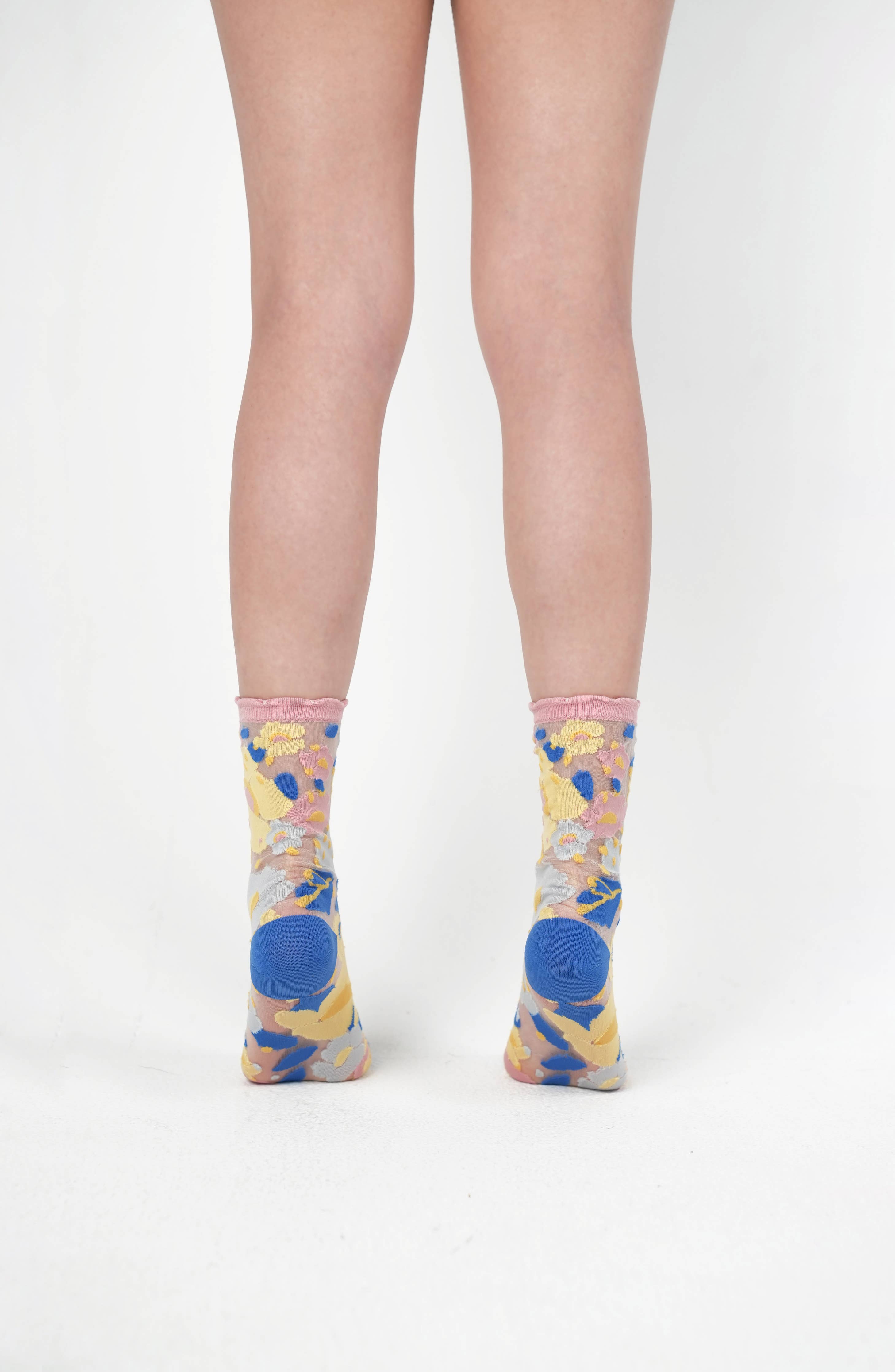 Flower Garden Sheer Socks | Spring Pink