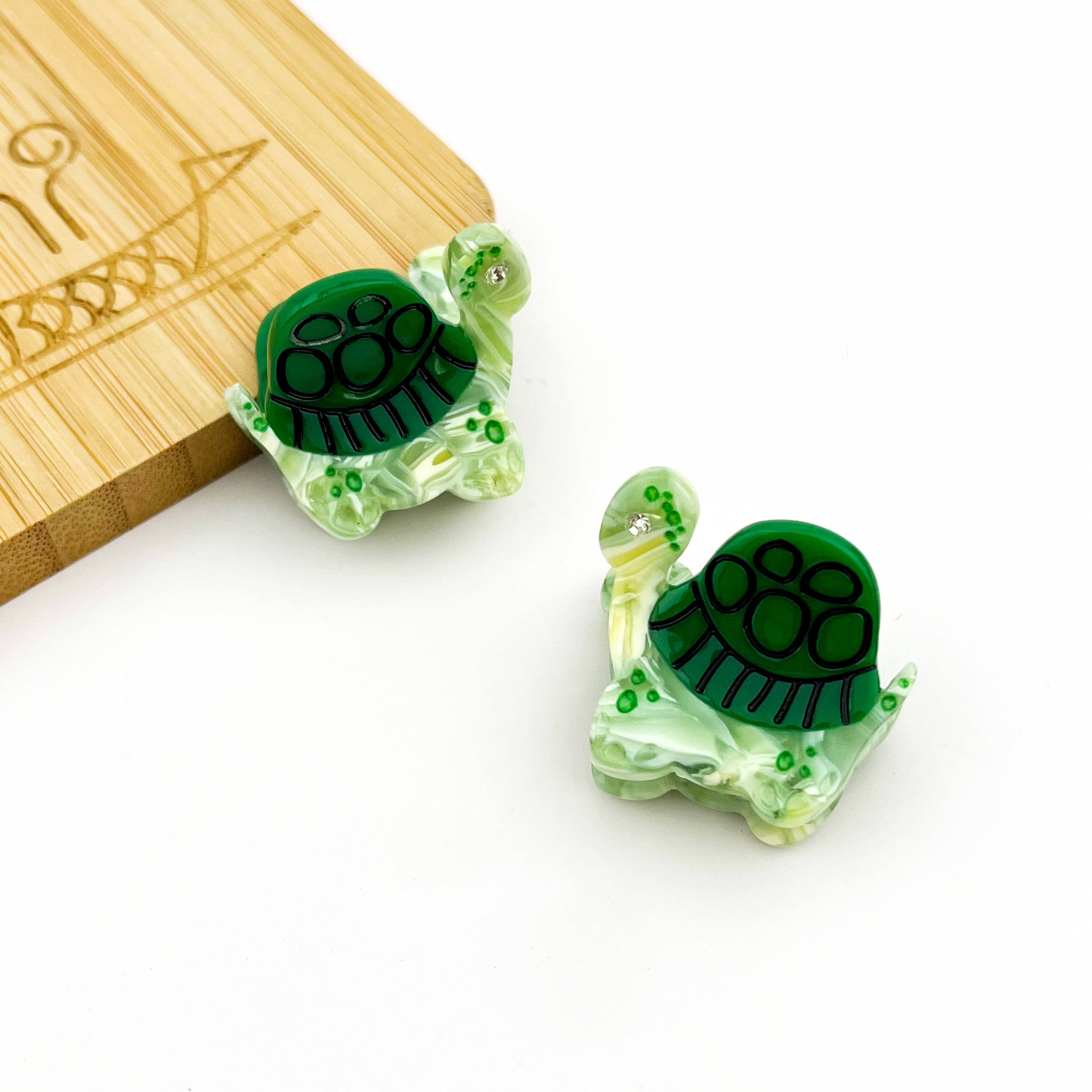 Mini Turtle Hair Claw | 2 colours Available