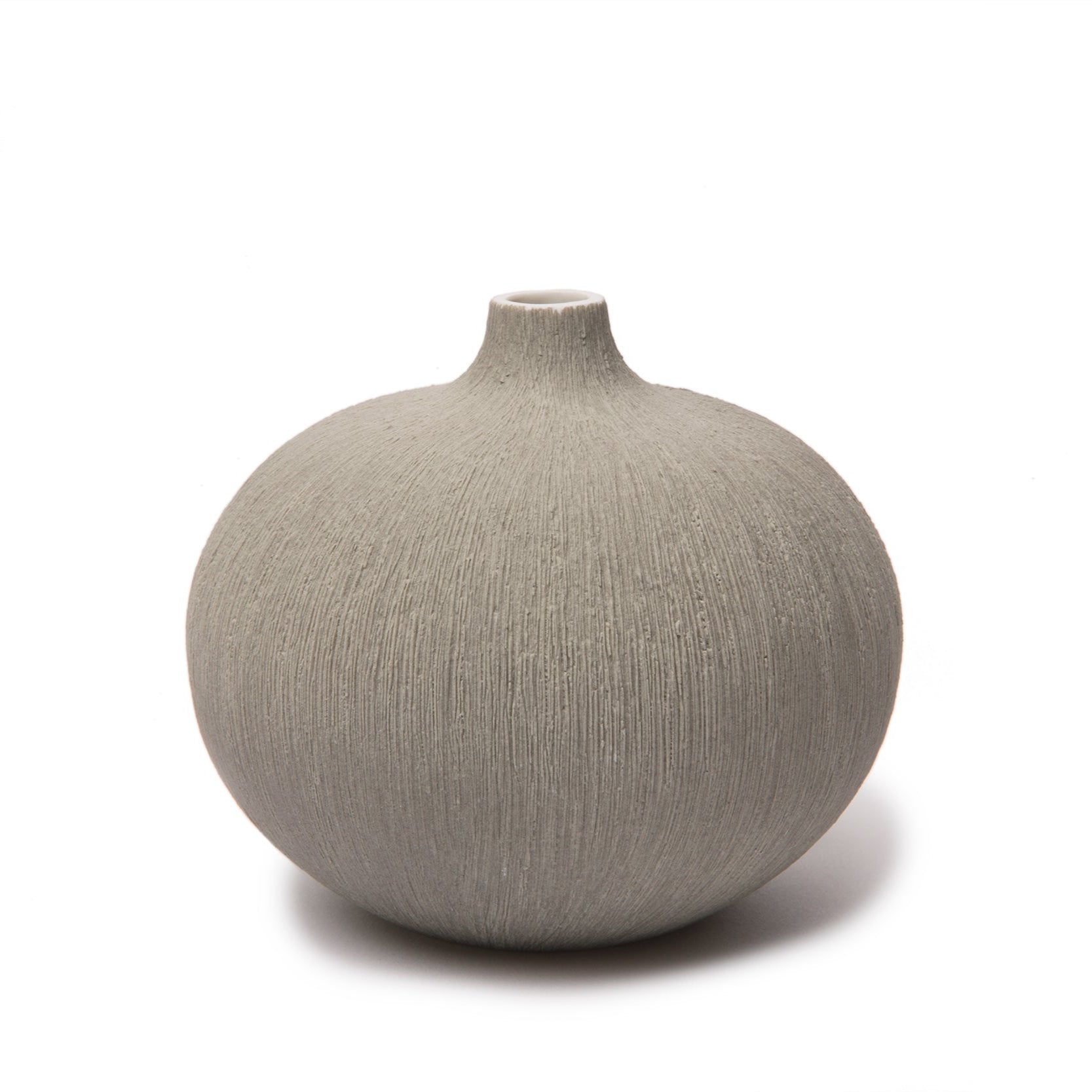 Lindform Bari Vase | Medium | 9 Finishes Available