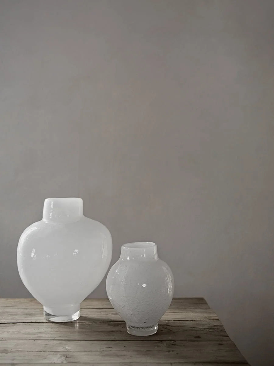 Mila White Glass vase