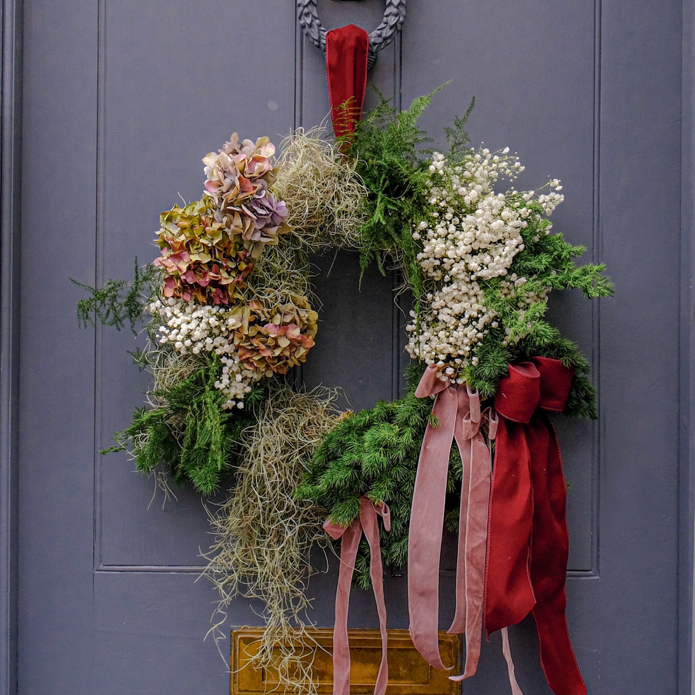festive christmas wreath by Botanique Workshop for delivery across London and UK