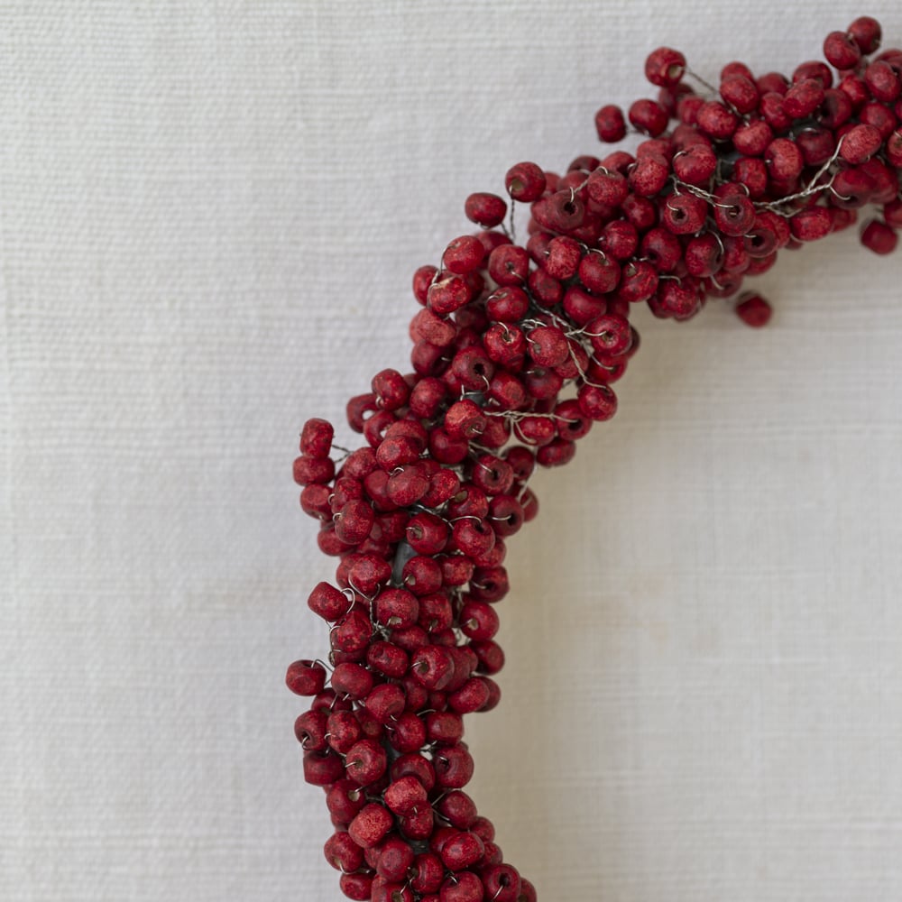 Red Berry Wooden Wreath | Large