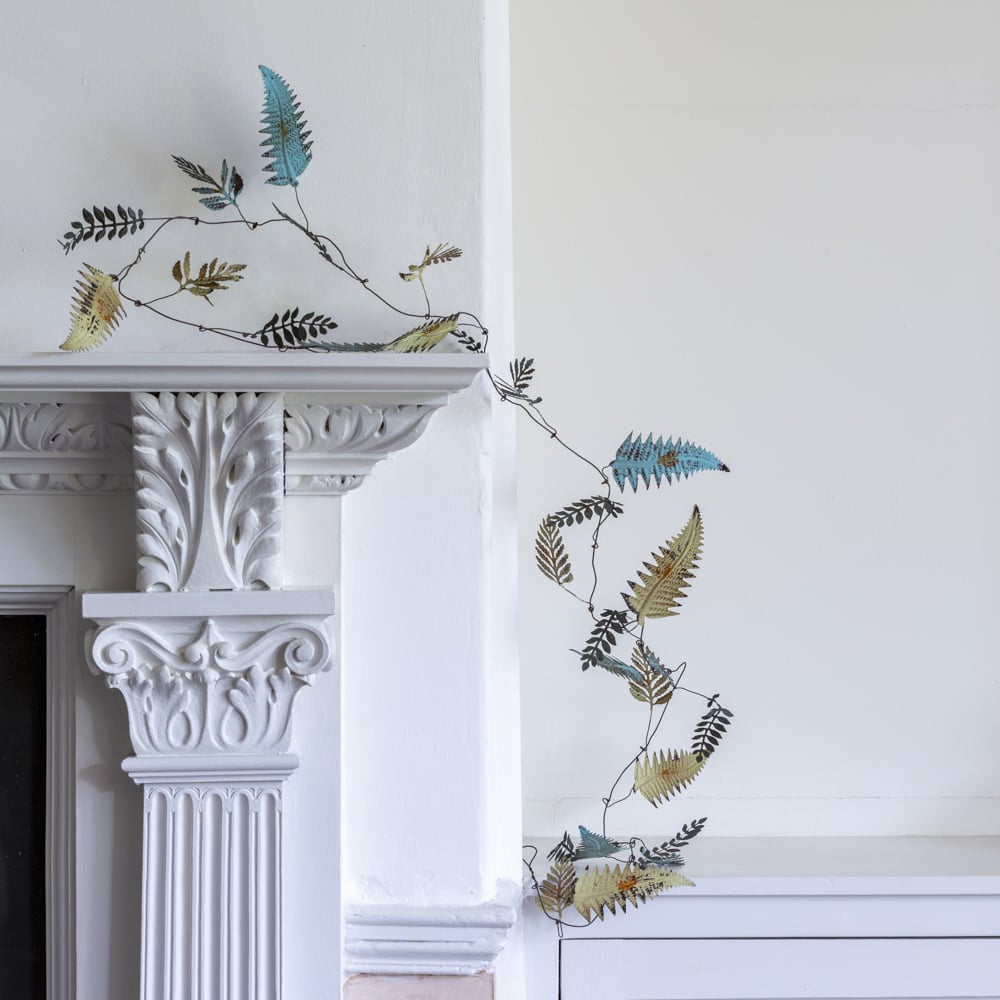 Vintage Style Leaf Garland