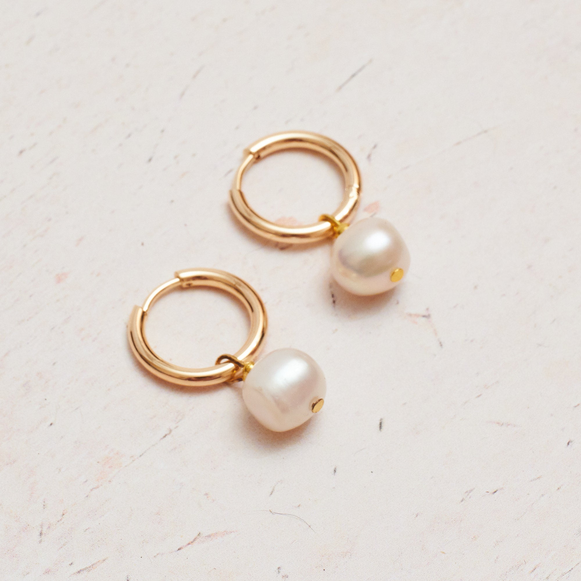 Chunky Huggie Pearl Earring