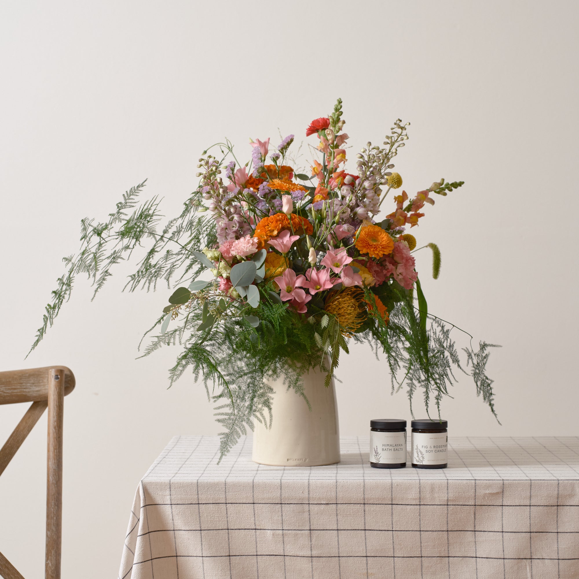 Florists Pick Colourful Bouquet