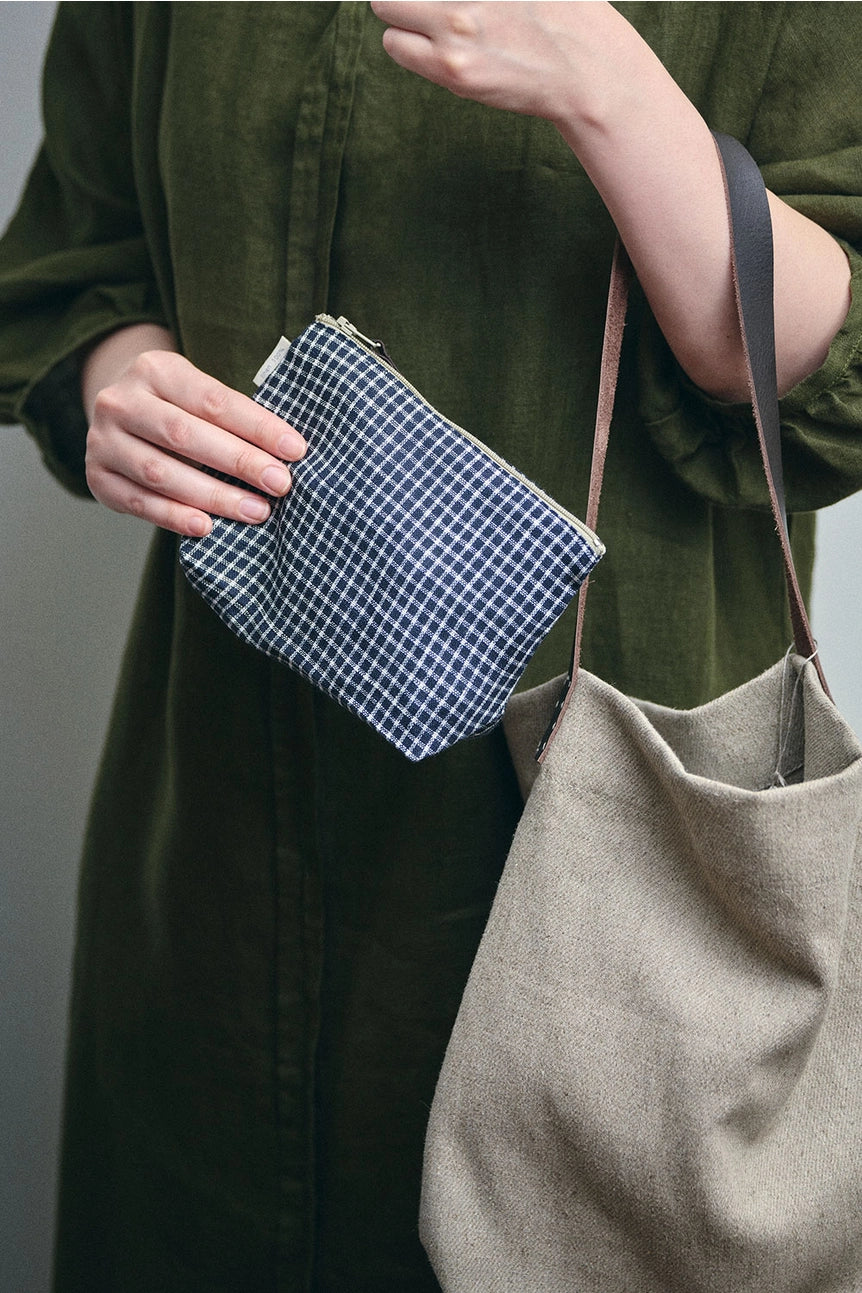 Chris Linen Pouch  | Steph