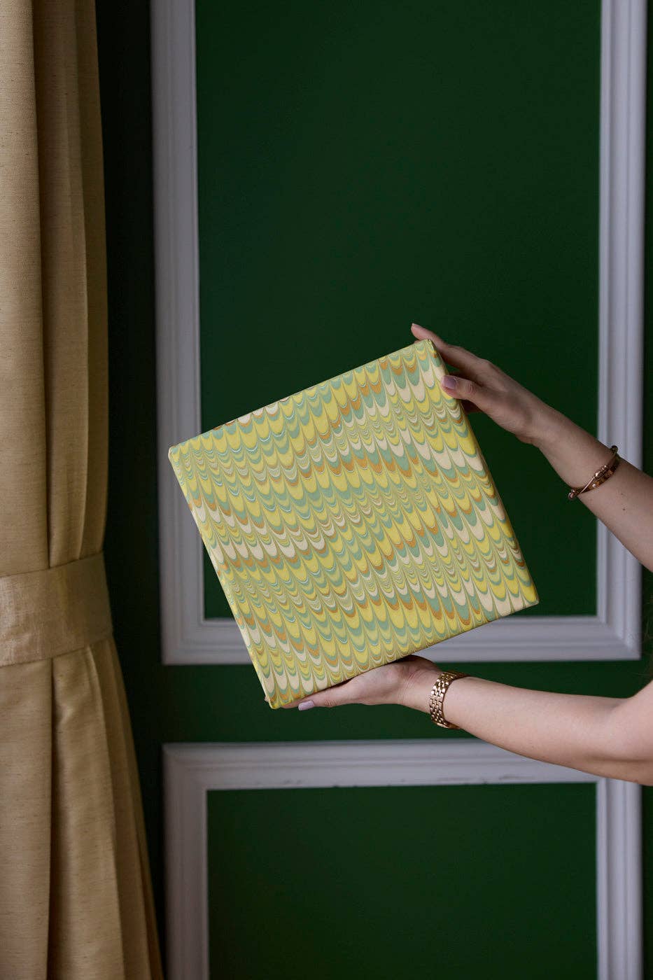 Hand Marbled Wrapping Paper Sheets - Scallops Daffodil