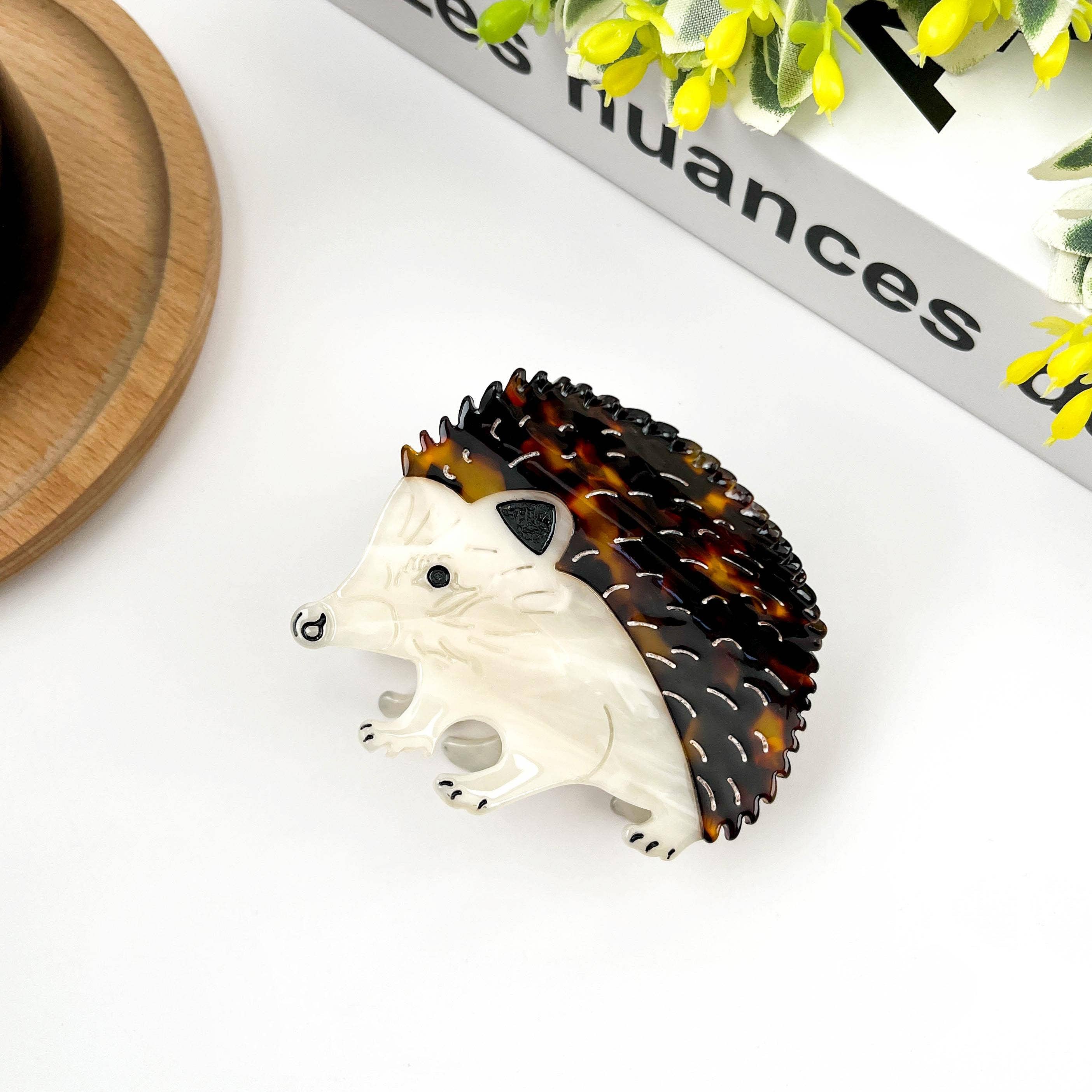 Hedgehog Hair Claw