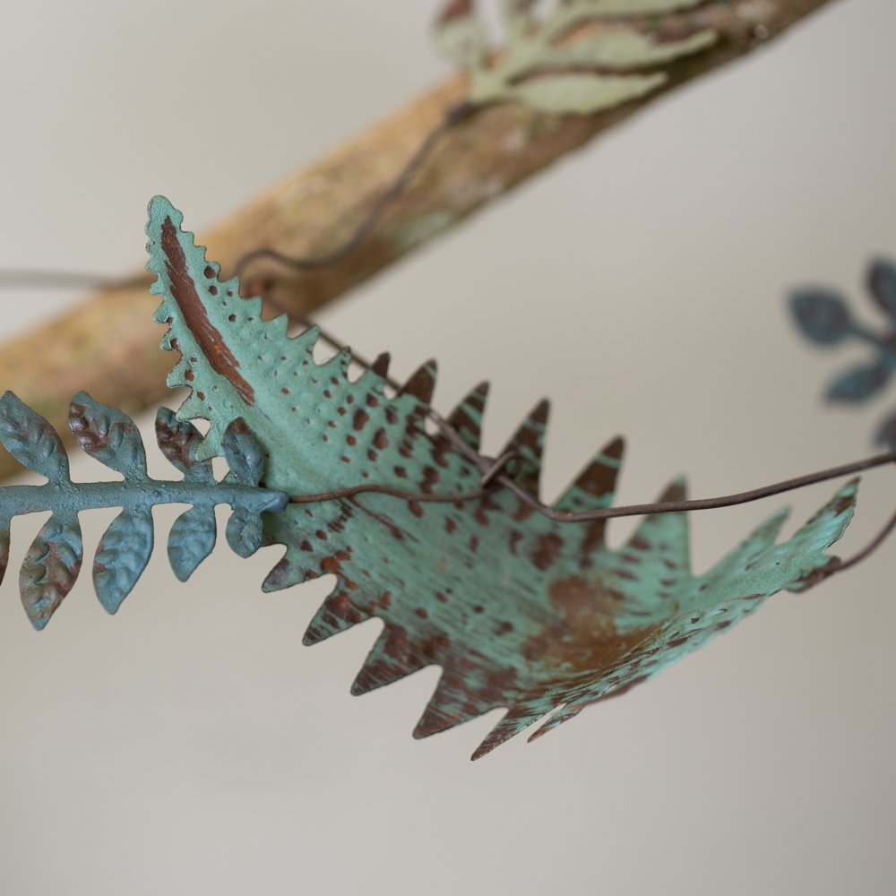 Vintage Style Leaf Garland