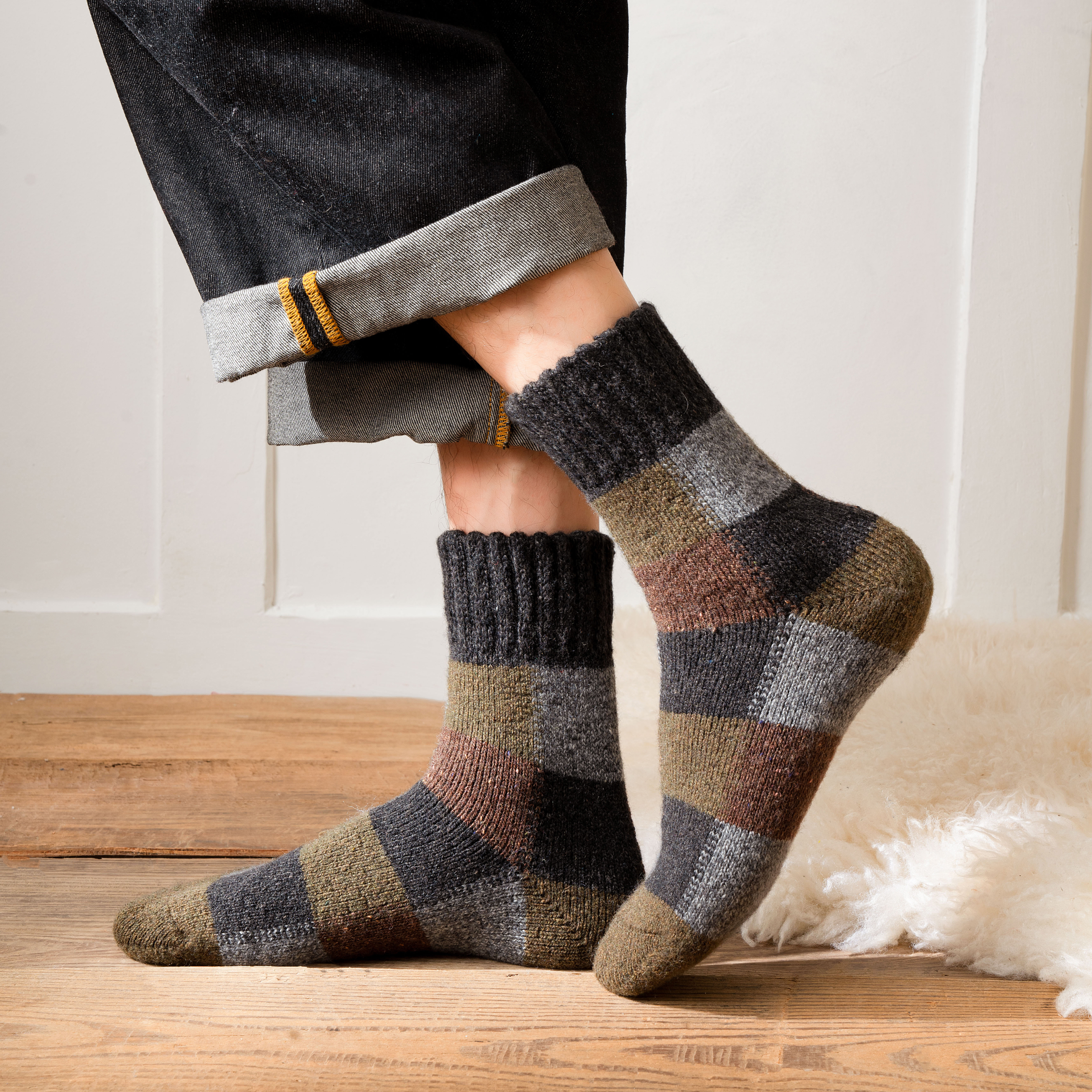 Men's Winter Multicoloured Thick Wool Socks | 2 Colours Available