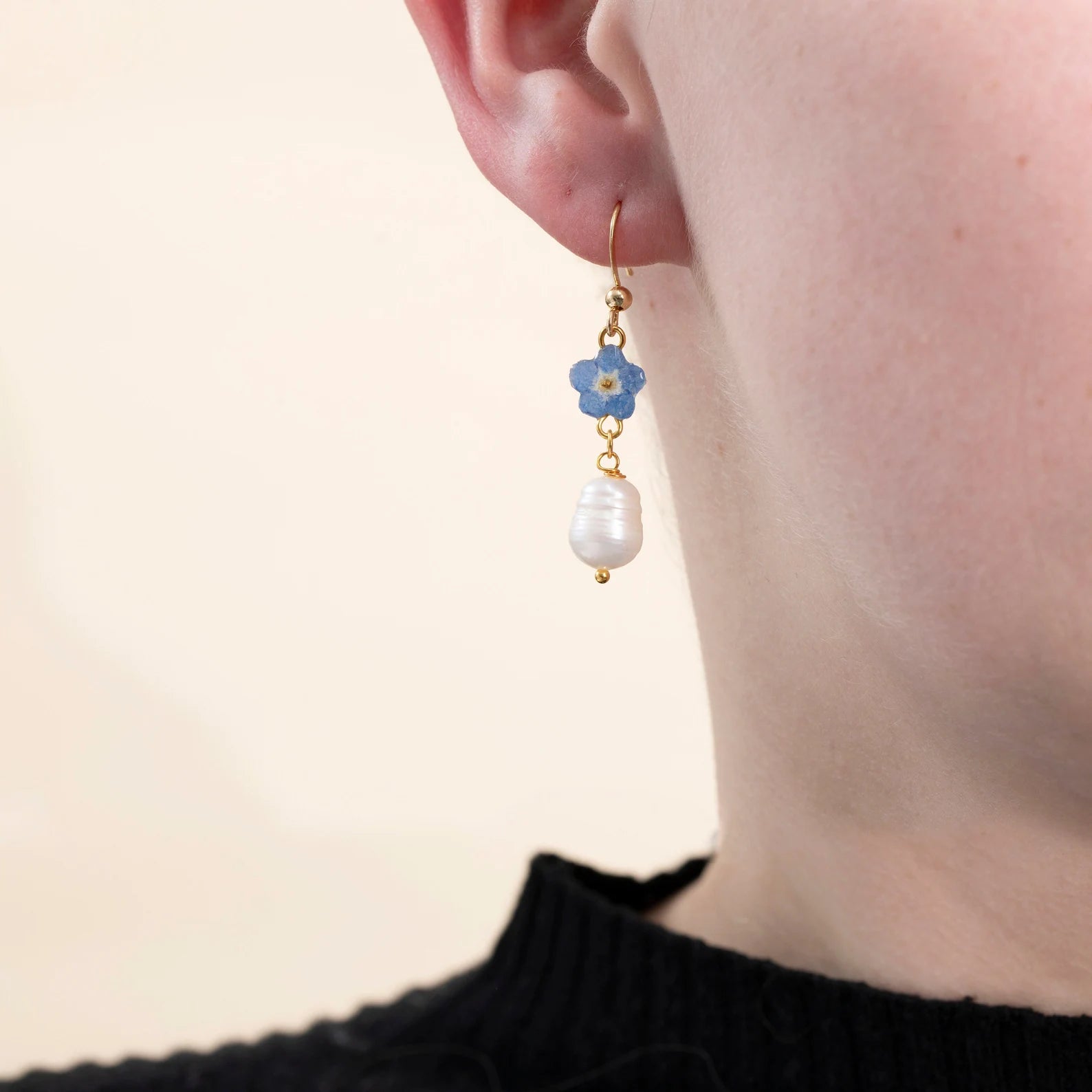 Forget Me Not & Pearl Dangle Earrings