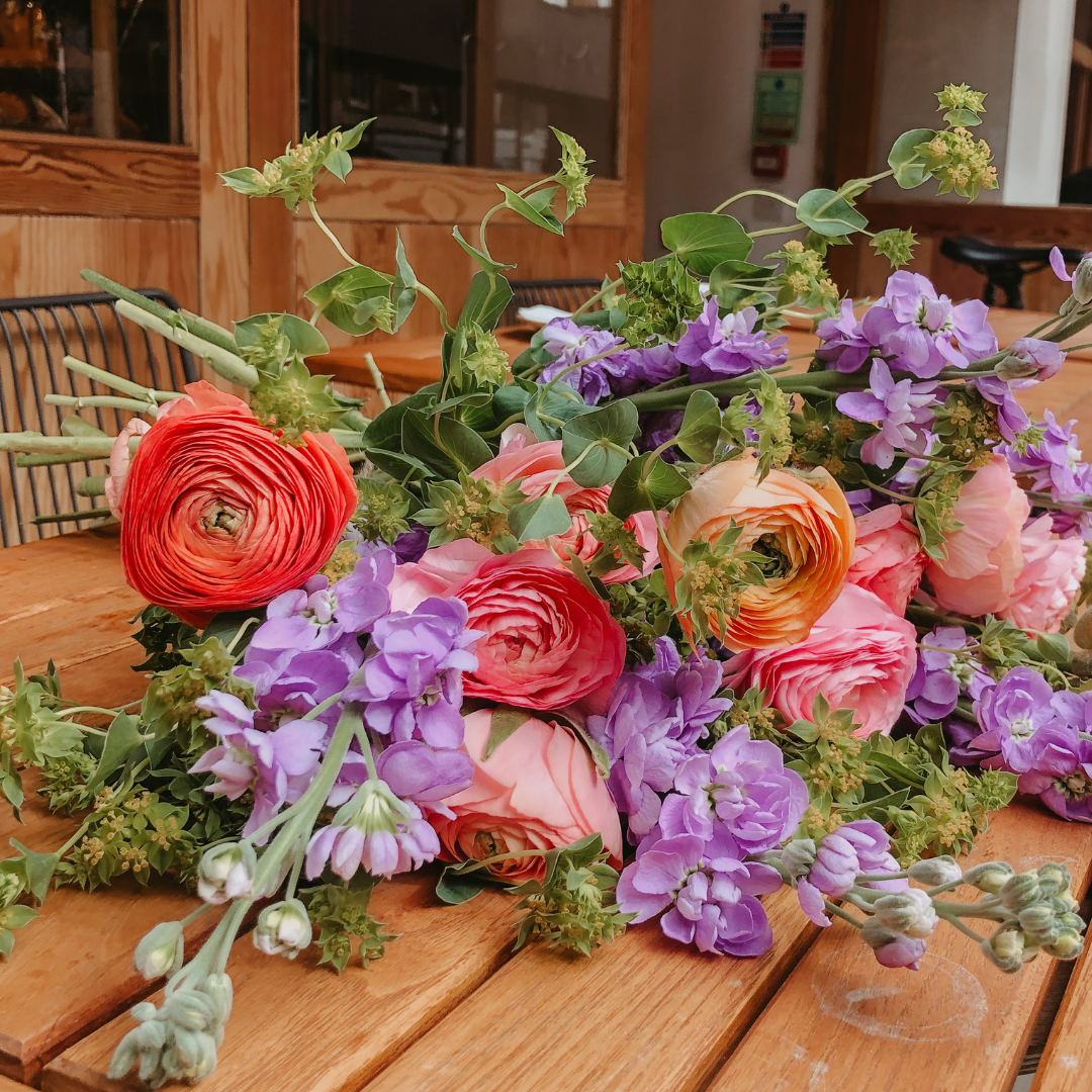london flower subscription weekly and bi-weekly from Botanique Workshop Islington