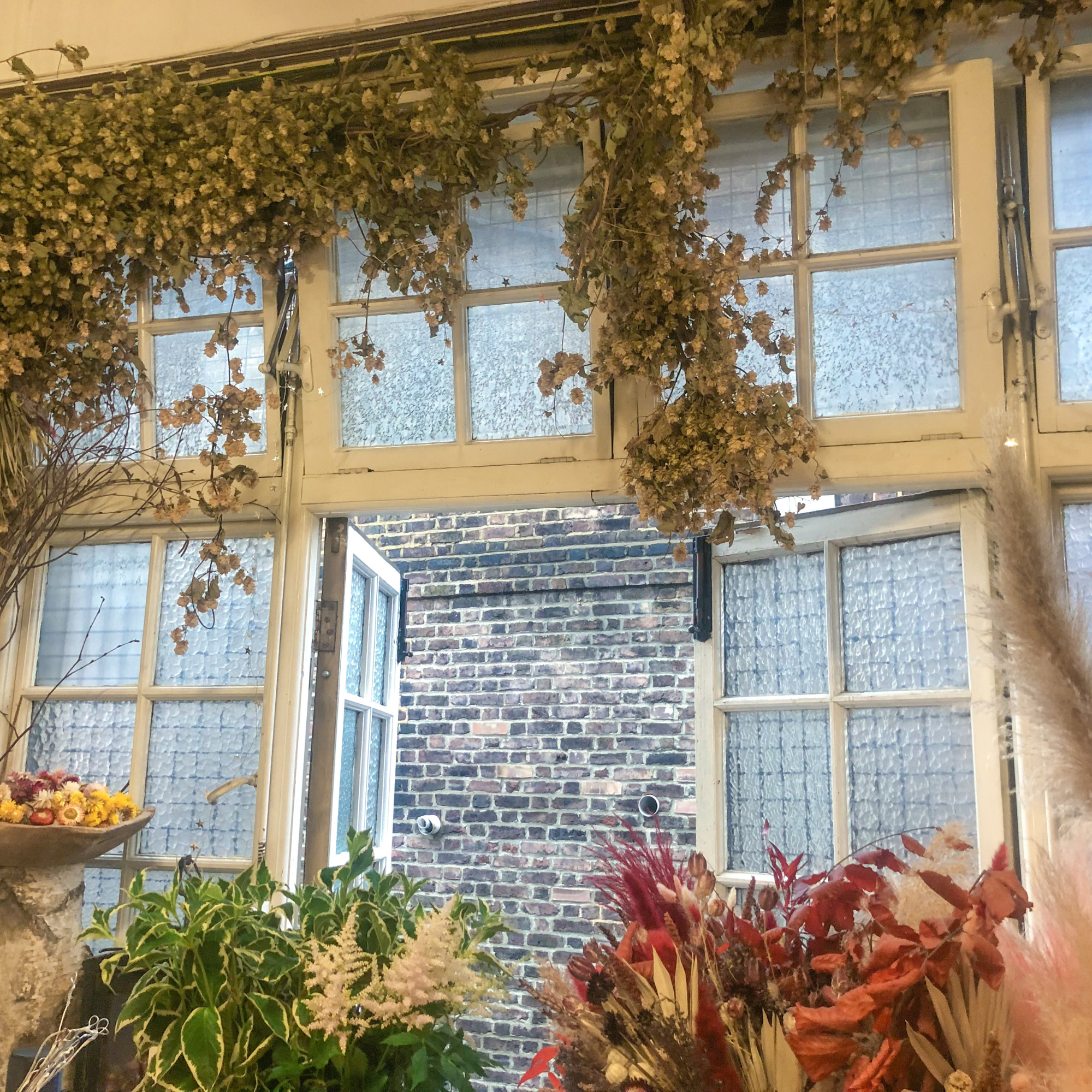 flower bouquet making workshop studio in London