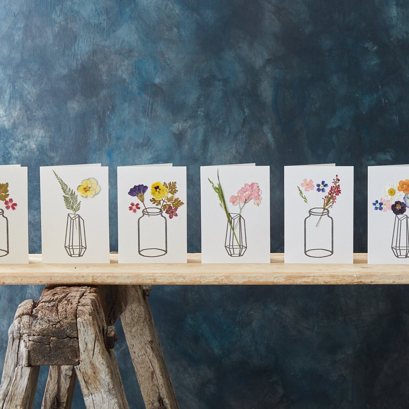 Pressed Flower Greeting Card – Handmade by Botanique Workshop