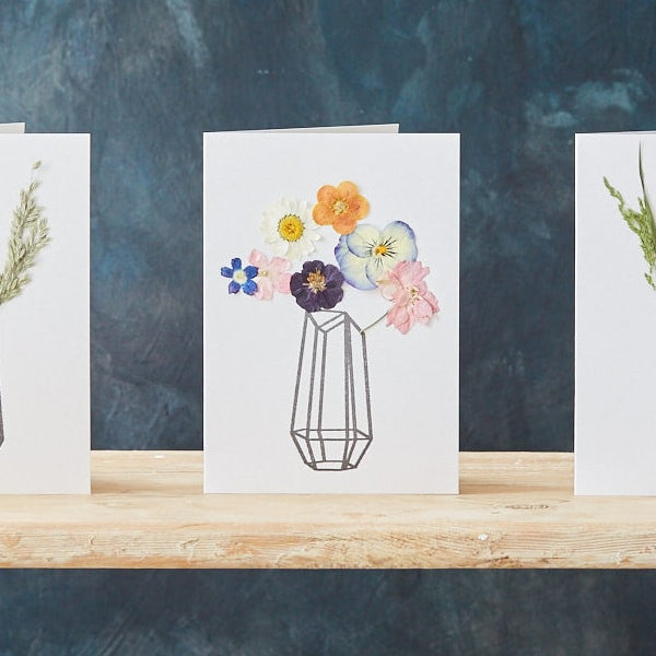 Pressed Flower Greeting Card – Handmade by Botanique Workshop