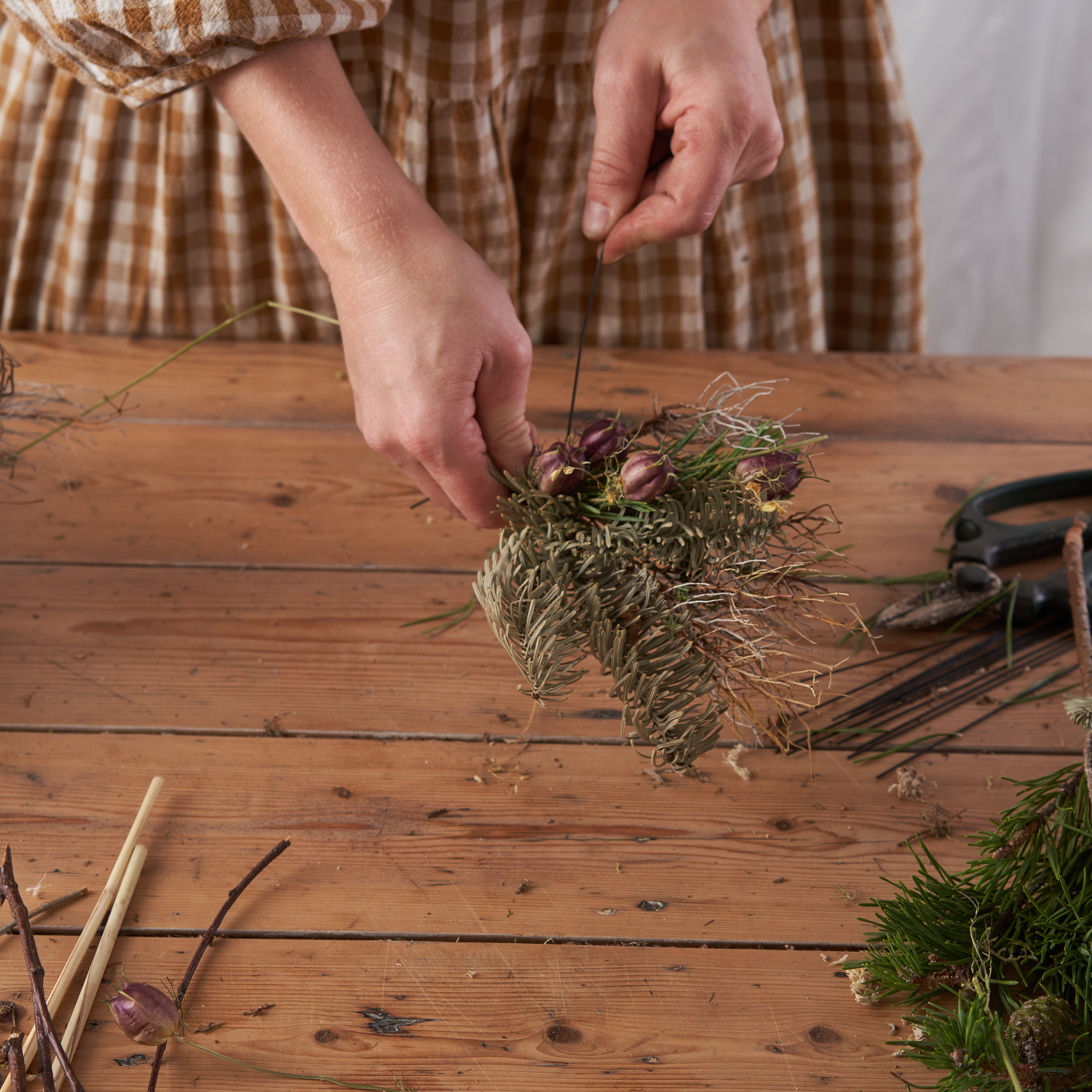 Do it yourself everlasting dried christmas wreath making kit by Botanique Workshop London