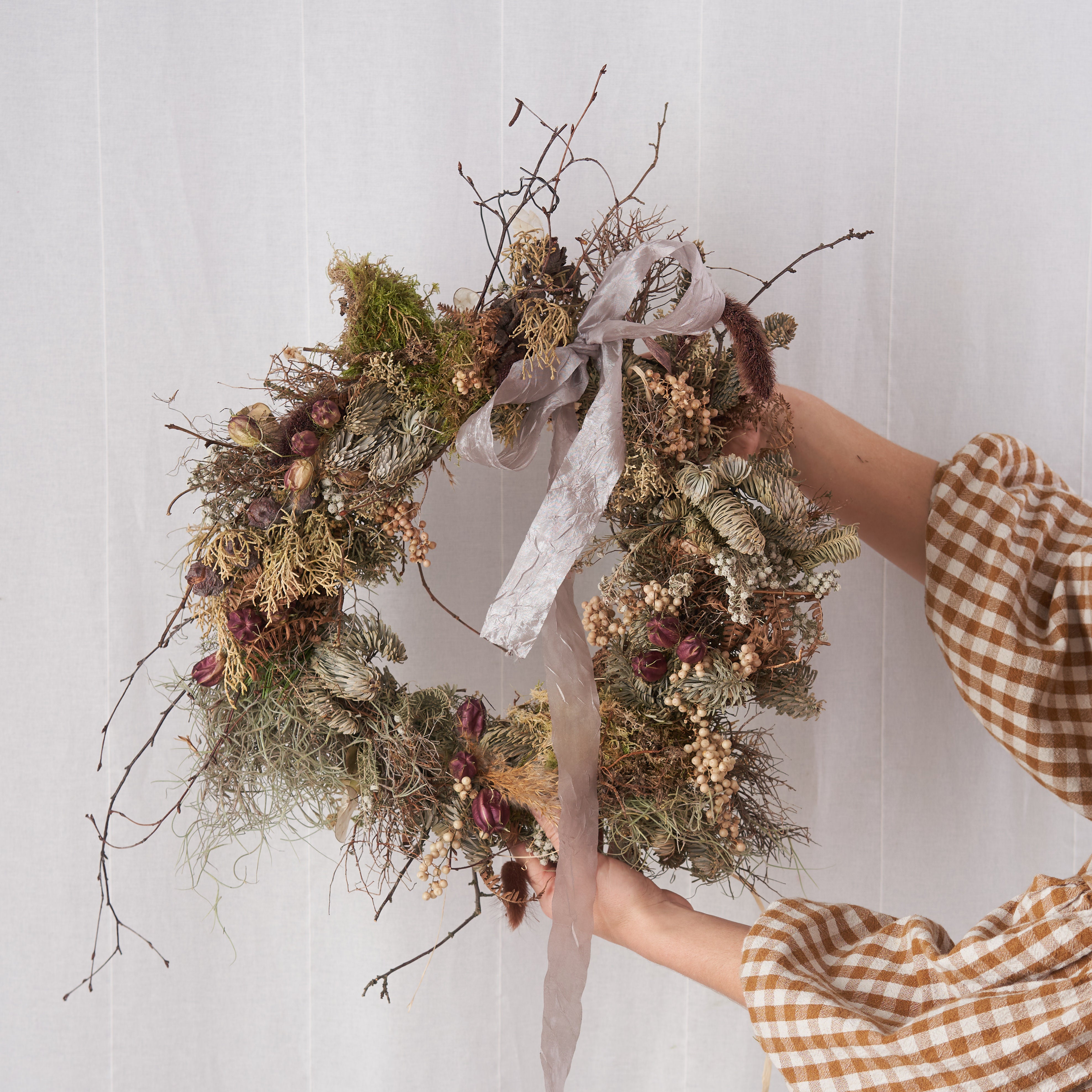 Do it yourself everlasting dried christmas wreath making kit by Botanique Workshop London